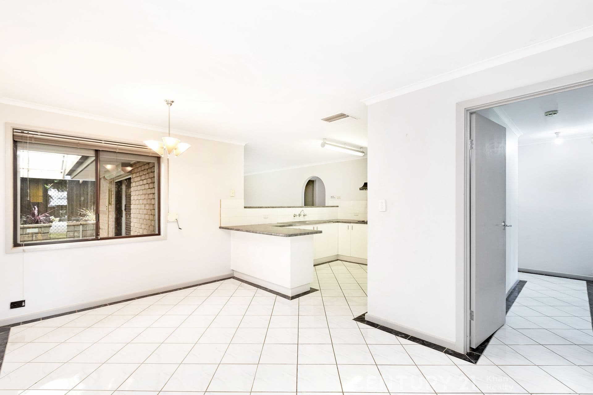 44 Warilda Crescent, Hallett Cove, SA, 5158, Hallett Cove - Thumbnail 5