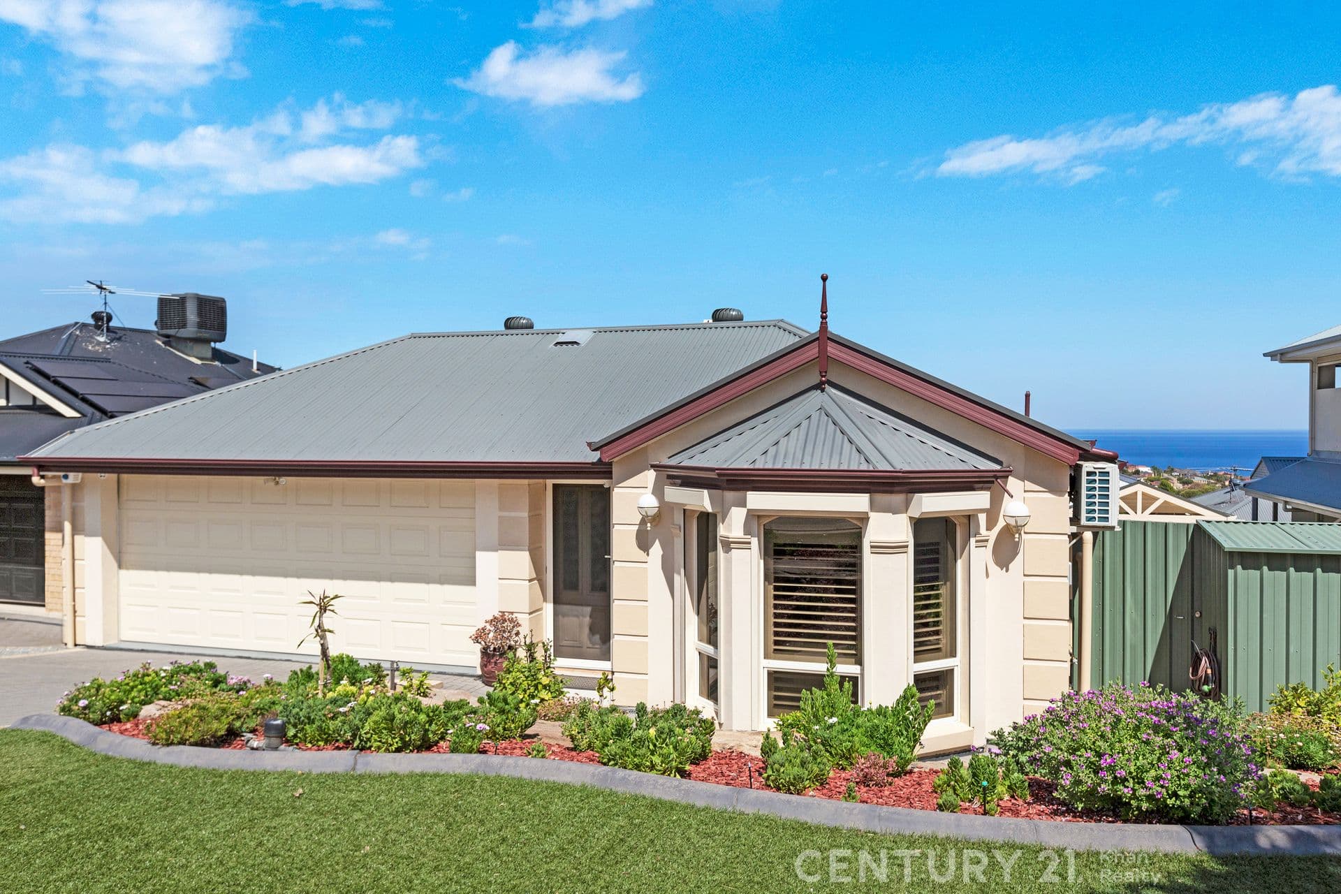 3 Stuart Court, Hallett Cove, SA, 5158, Hallett Cove - Thumbnail 2