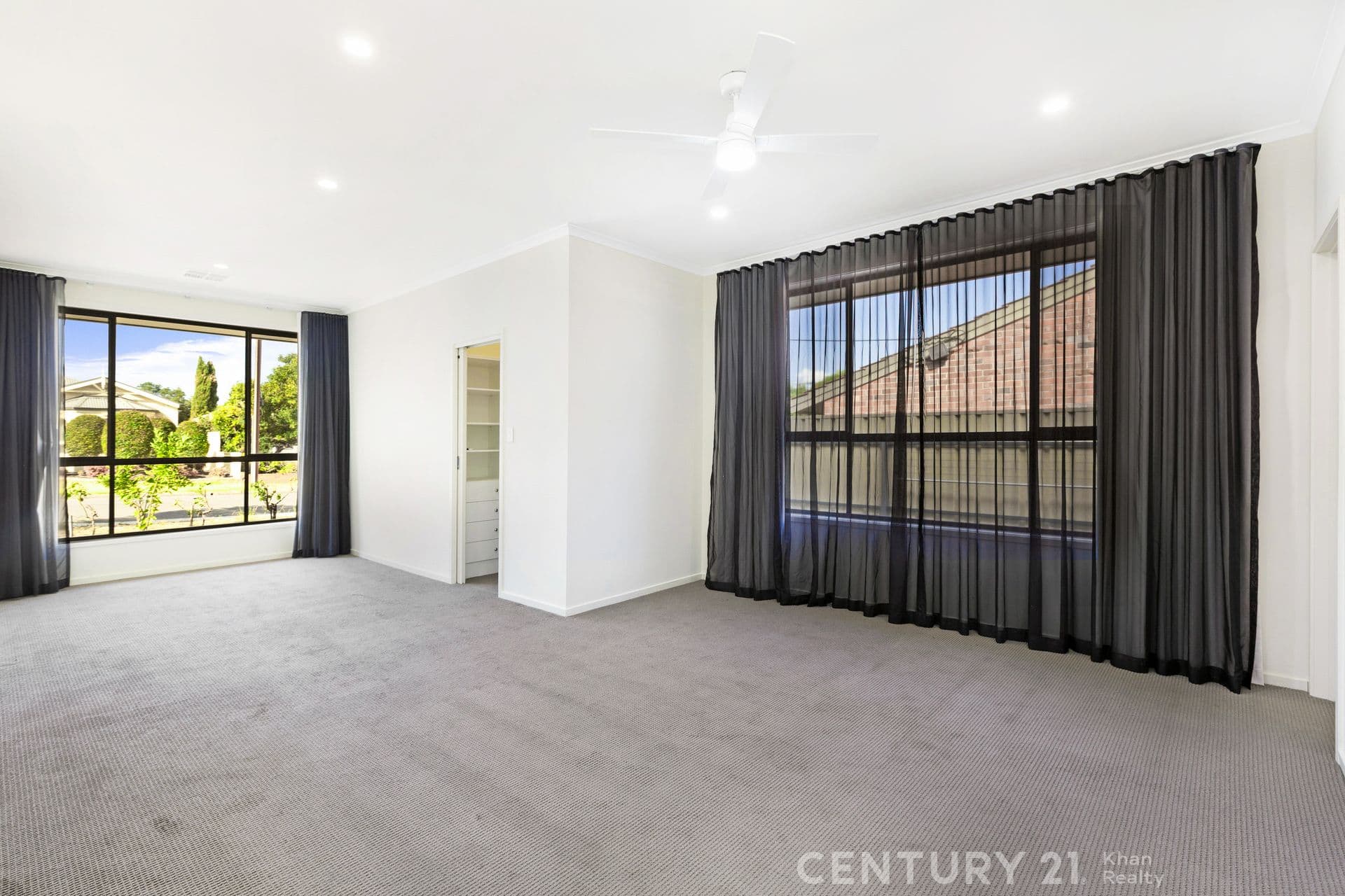 28 Fleming Avenue, Ridgehaven, SA, 5097, Ridgehaven - Thumbnail 2