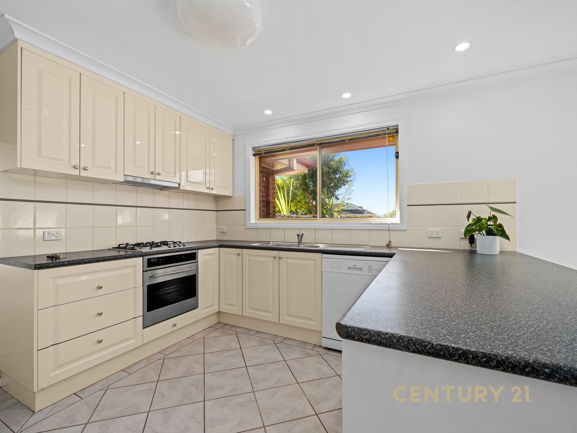 82 Saville Avenue, Lavington, NSW, 2641, Lavington - Thumbnail 6