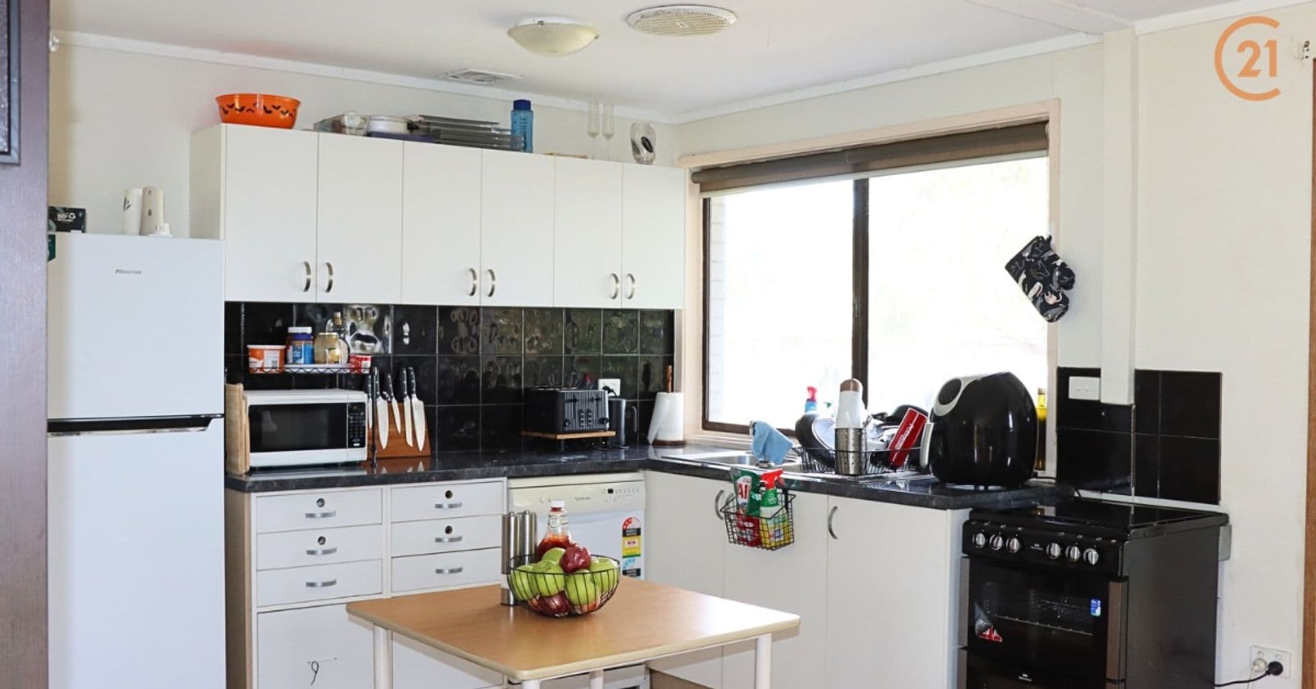 6 Aruma Crescent, Springdale Heights, NSW, 2641, Springdale Heights - Thumbnail 2