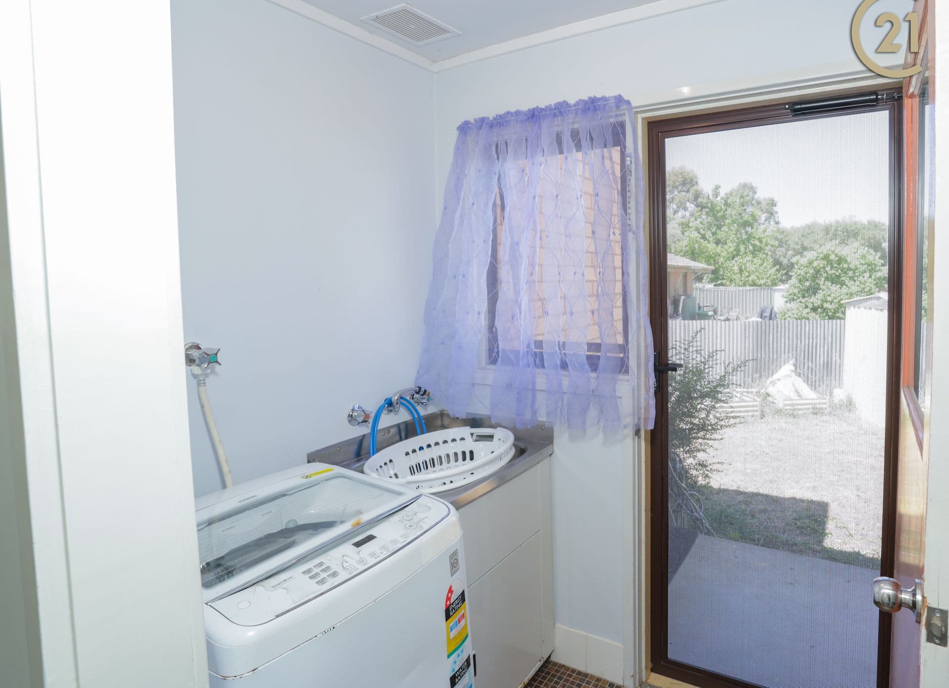 16 Garoogong Road, Springdale Heights, NSW, 2641, Springdale Heights - Thumbnail 4