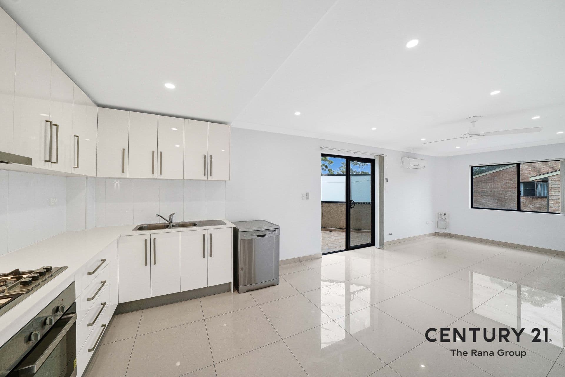 1/78 Barbara Boulevard, Seven Hills, NSW, 2147, Seven Hills - Thumbnail 3