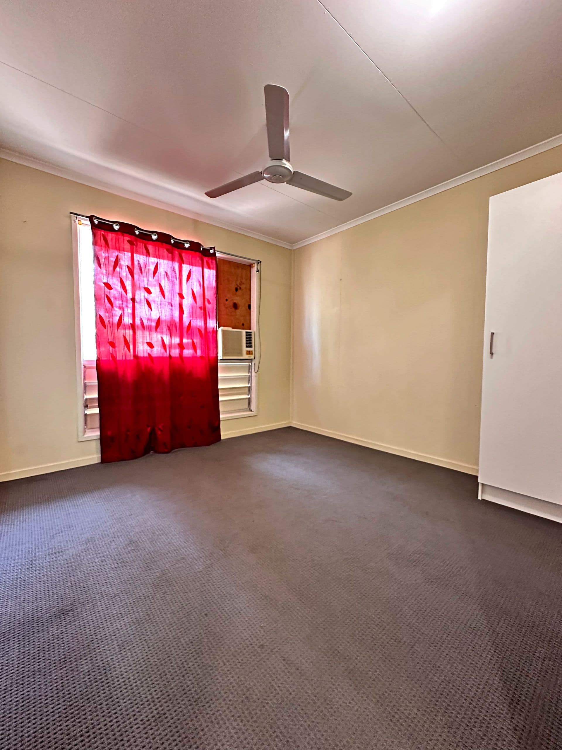 2 Laver Street, Moranbah, QLD, 4744, Moranbah - Thumbnail 7