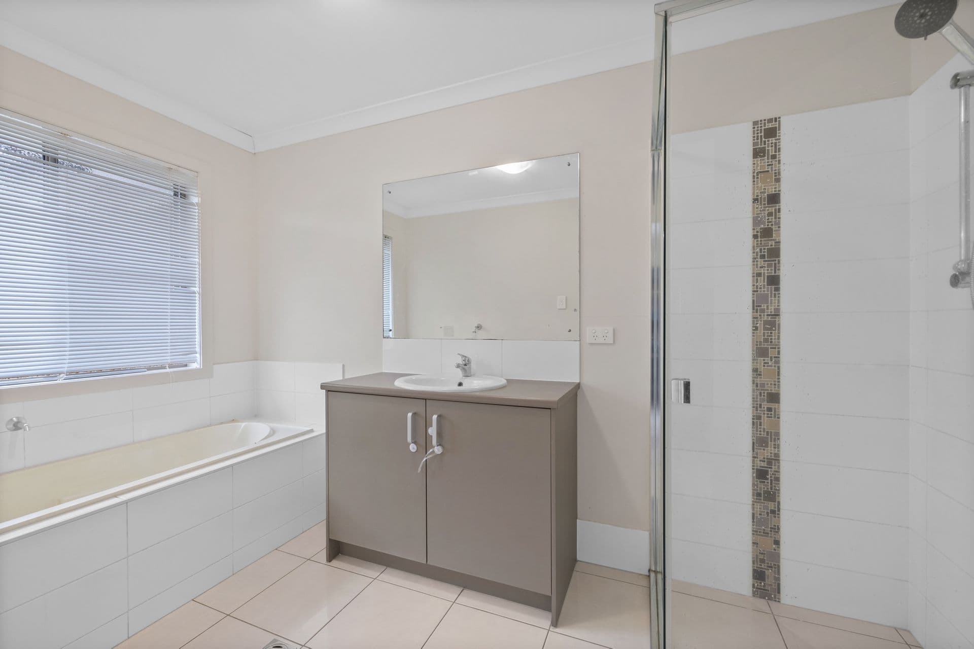 4 Anastasia, West Mackay, QLD, 4740, West Mackay - Thumbnail 8