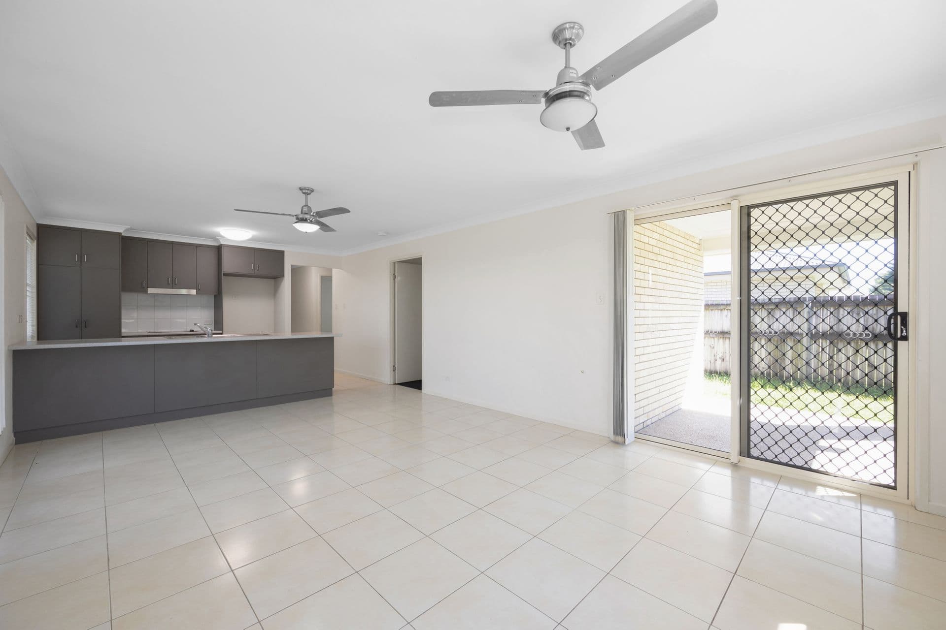 10 Ontario Parade, Andergrove, QLD, 4740, Andergrove - Image 1
