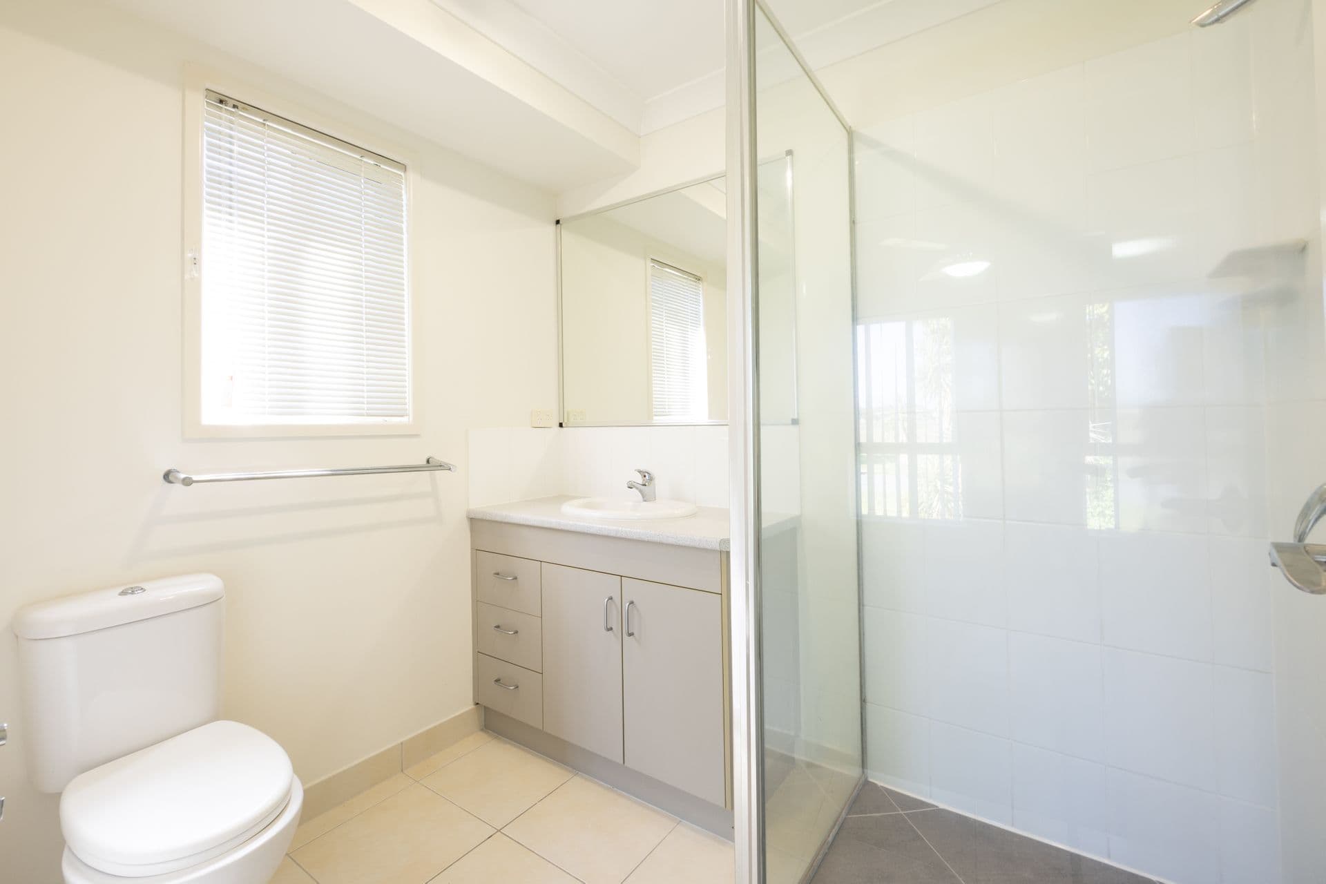 10 Ontario Parade, Andergrove, QLD, 4740, Andergrove - Thumbnail 5