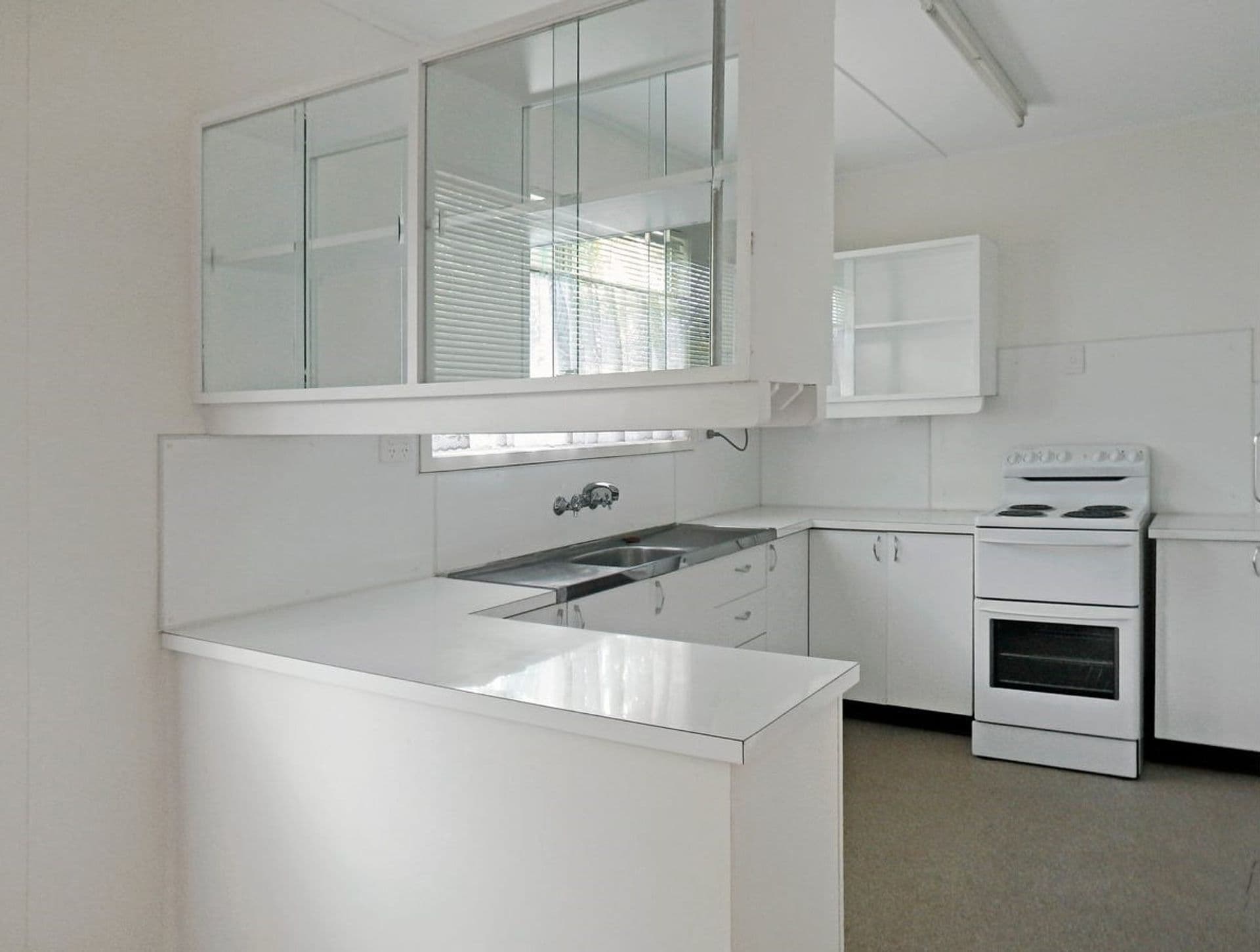 30 Beresford Crescent, Dysart, QLD, 4745, Dysart - Thumbnail 3