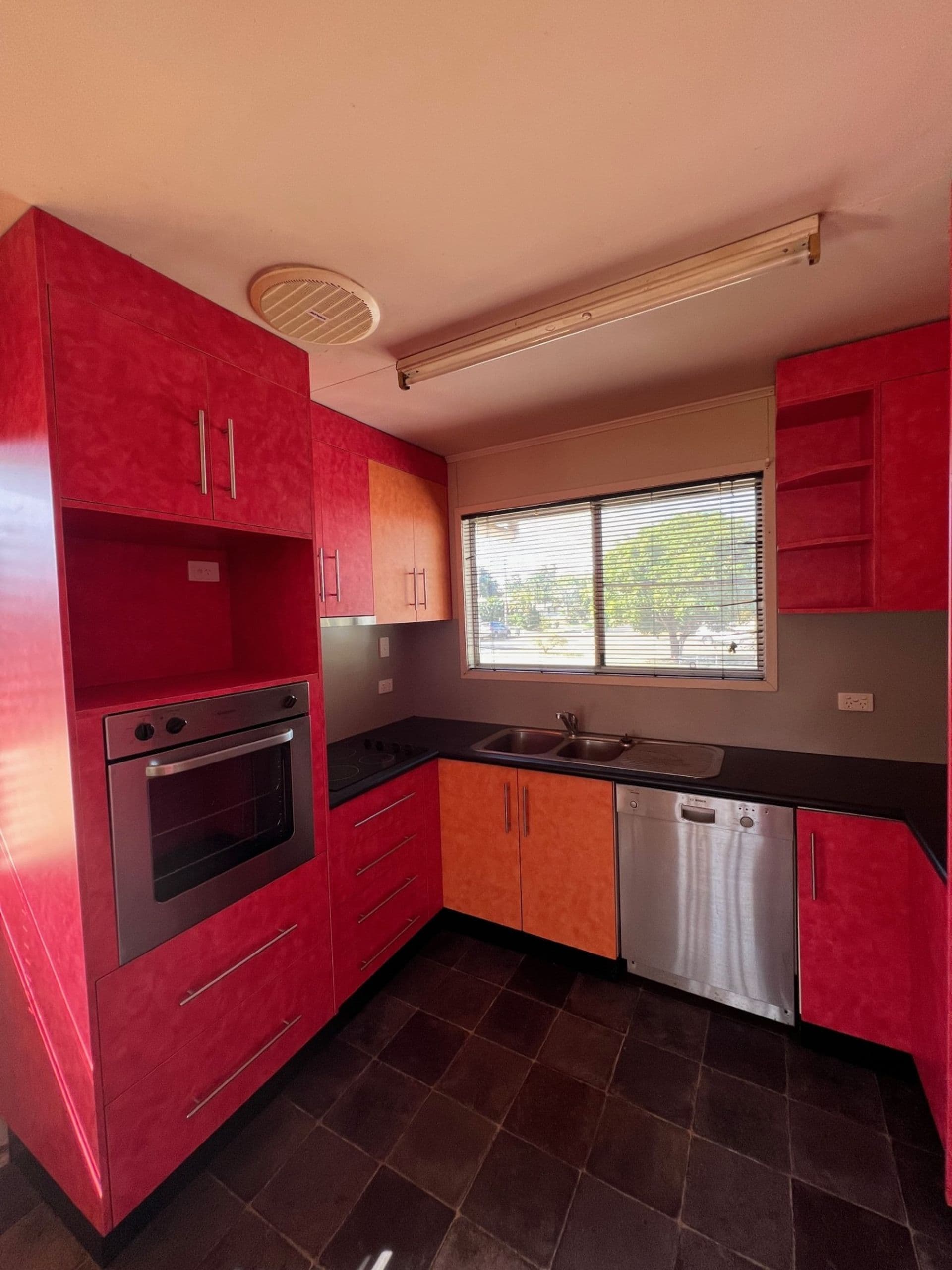 19 Burke Drive, Moranbah, QLD, 4744, Moranbah - Thumbnail 7