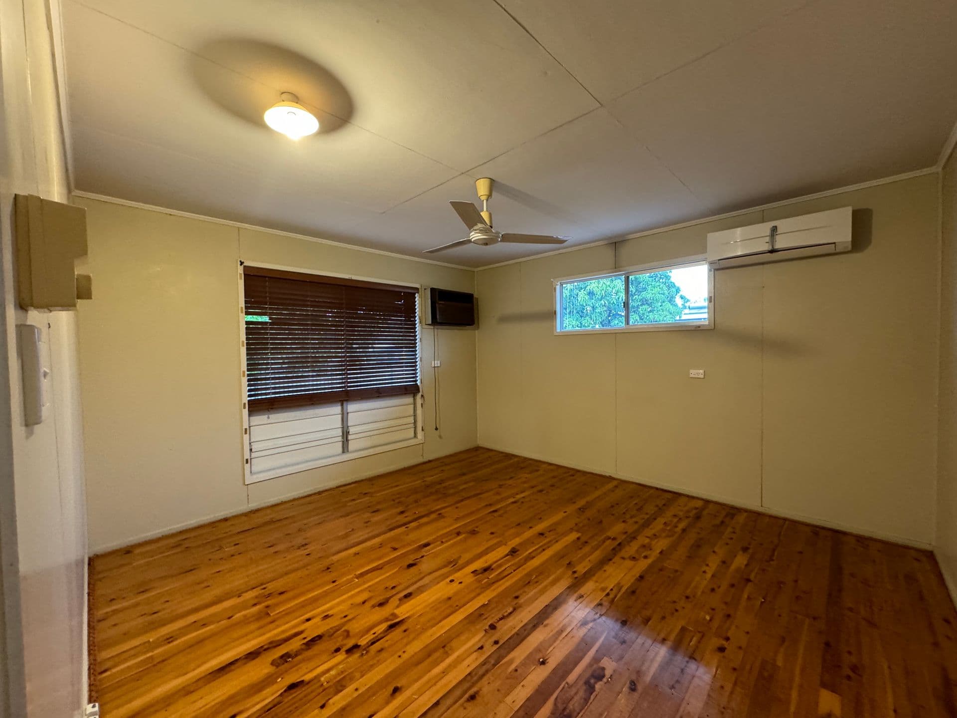 3 Chifley Court, Moranbah, QLD, 4744, Moranbah - Thumbnail 4