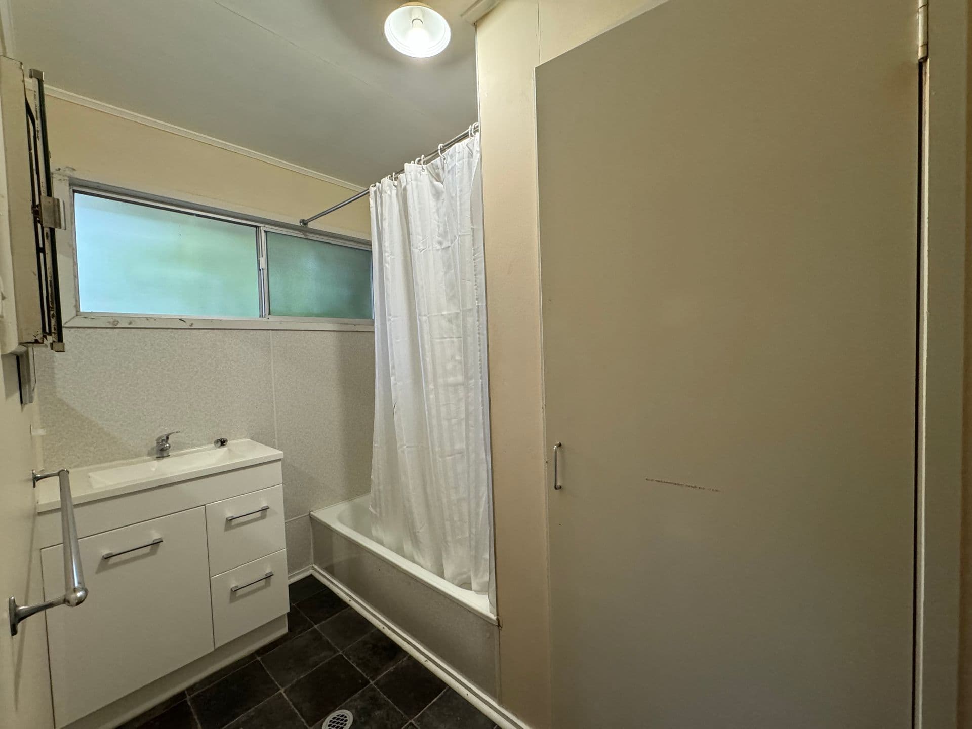 3 Chifley Court, Moranbah, QLD, 4744, Moranbah - Thumbnail 7