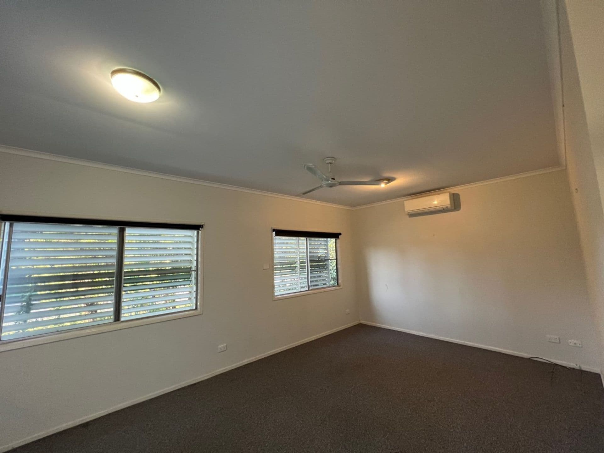16 Goolagong Crescent, Moranbah, QLD, 4744, Moranbah - Thumbnail 8
