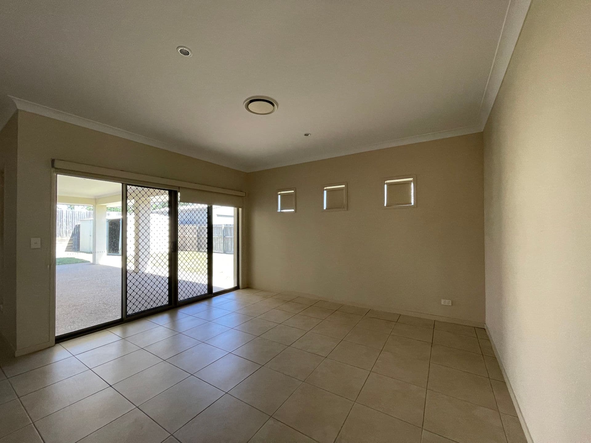 75 Utah Drive, Moranbah, QLD, 4744, Moranbah - Thumbnail 8