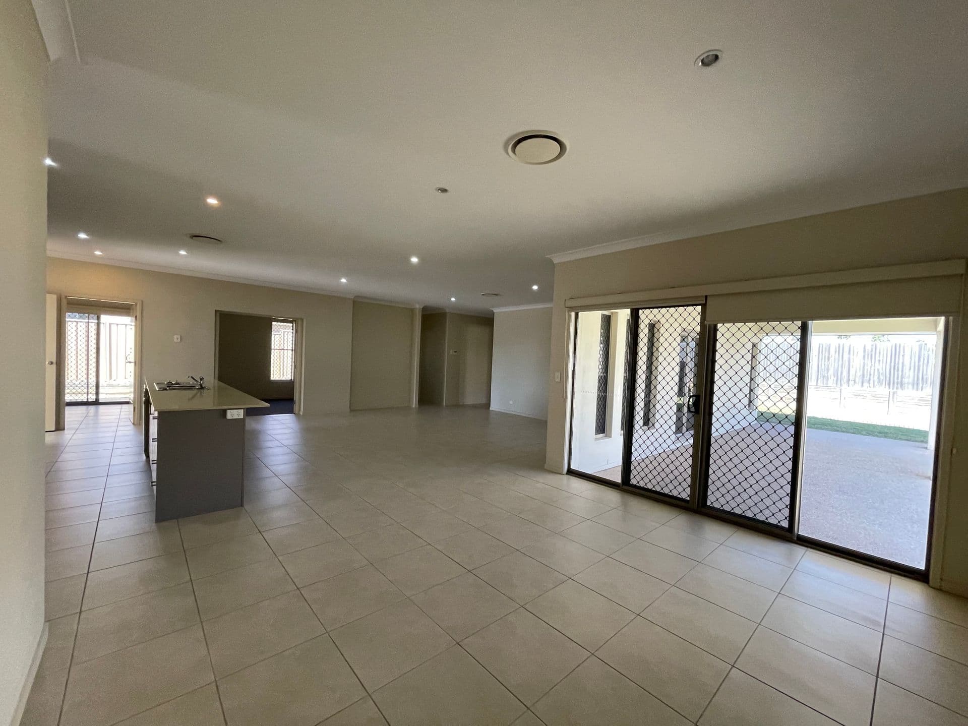 75 Utah Drive, Moranbah, QLD, 4744, Moranbah - Thumbnail 6