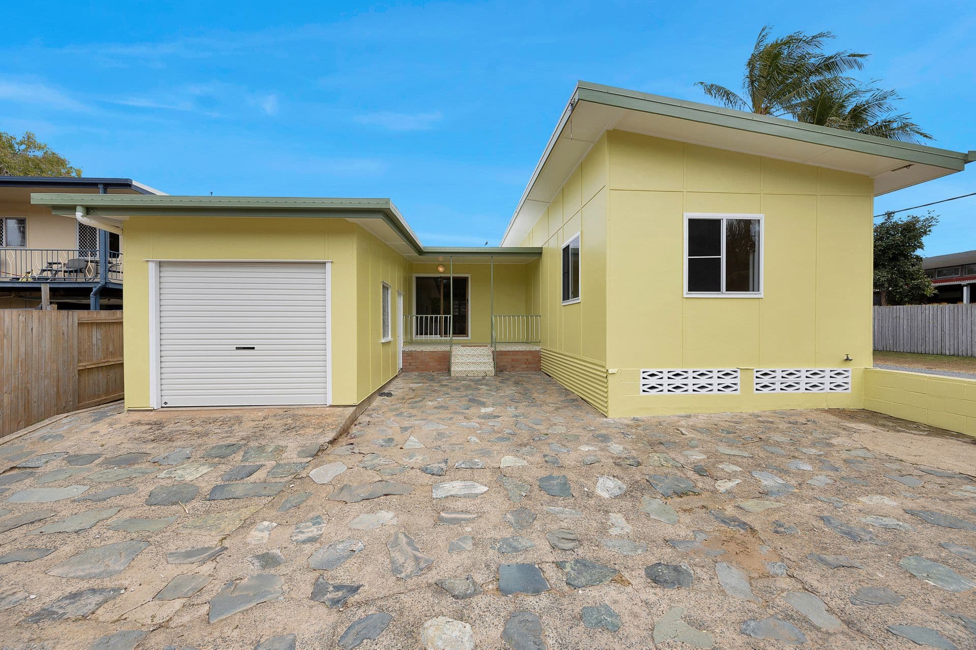 114 Waverley Street, Bucasia, QLD, 4750, Bucasia - Thumbnail 2