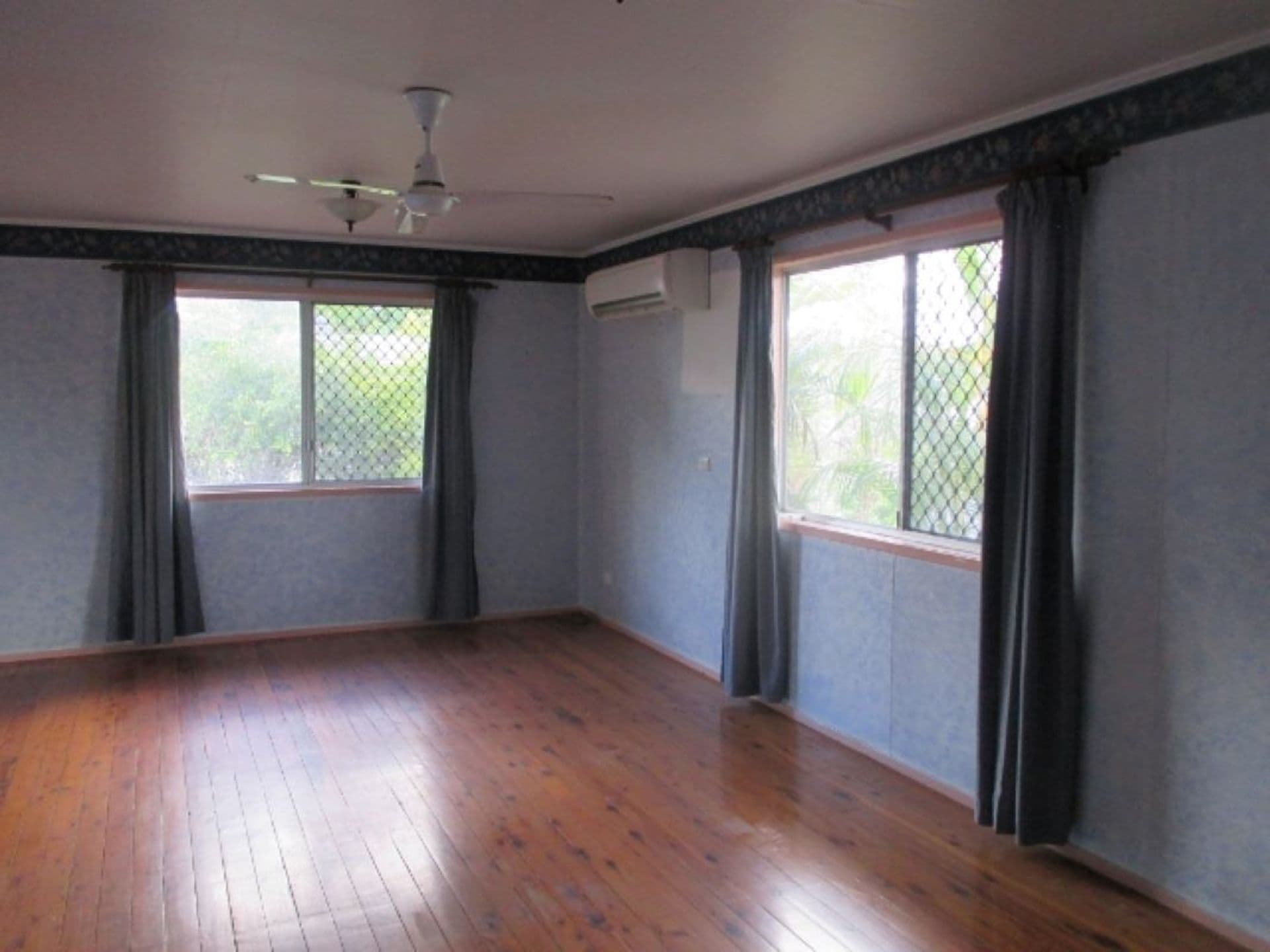 10 Archer Drive, Moranbah, QLD, 4744, Moranbah - Thumbnail 3