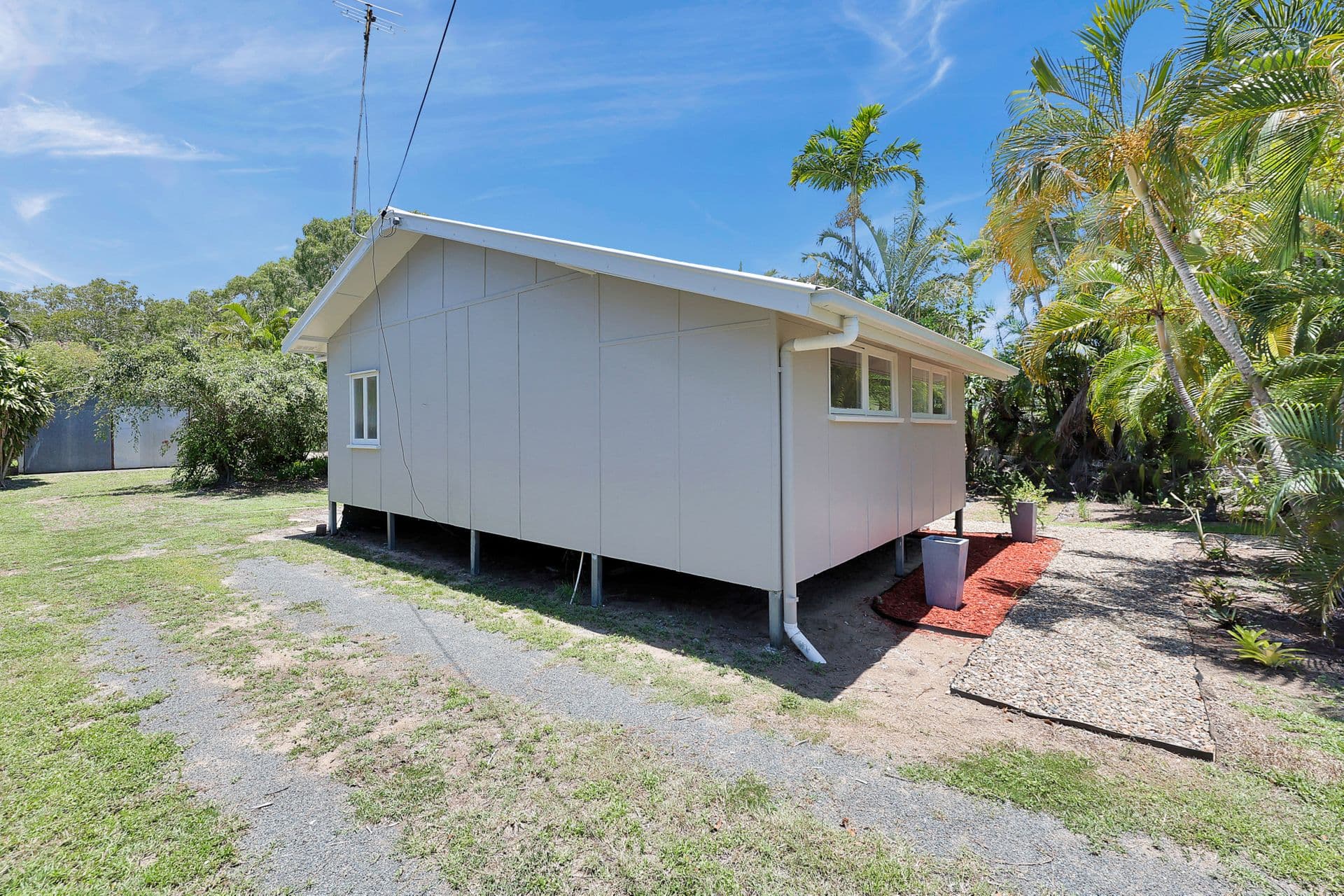237 Slade Point Road, Slade Point, QLD, 4740, Slade Point - Thumbnail 2