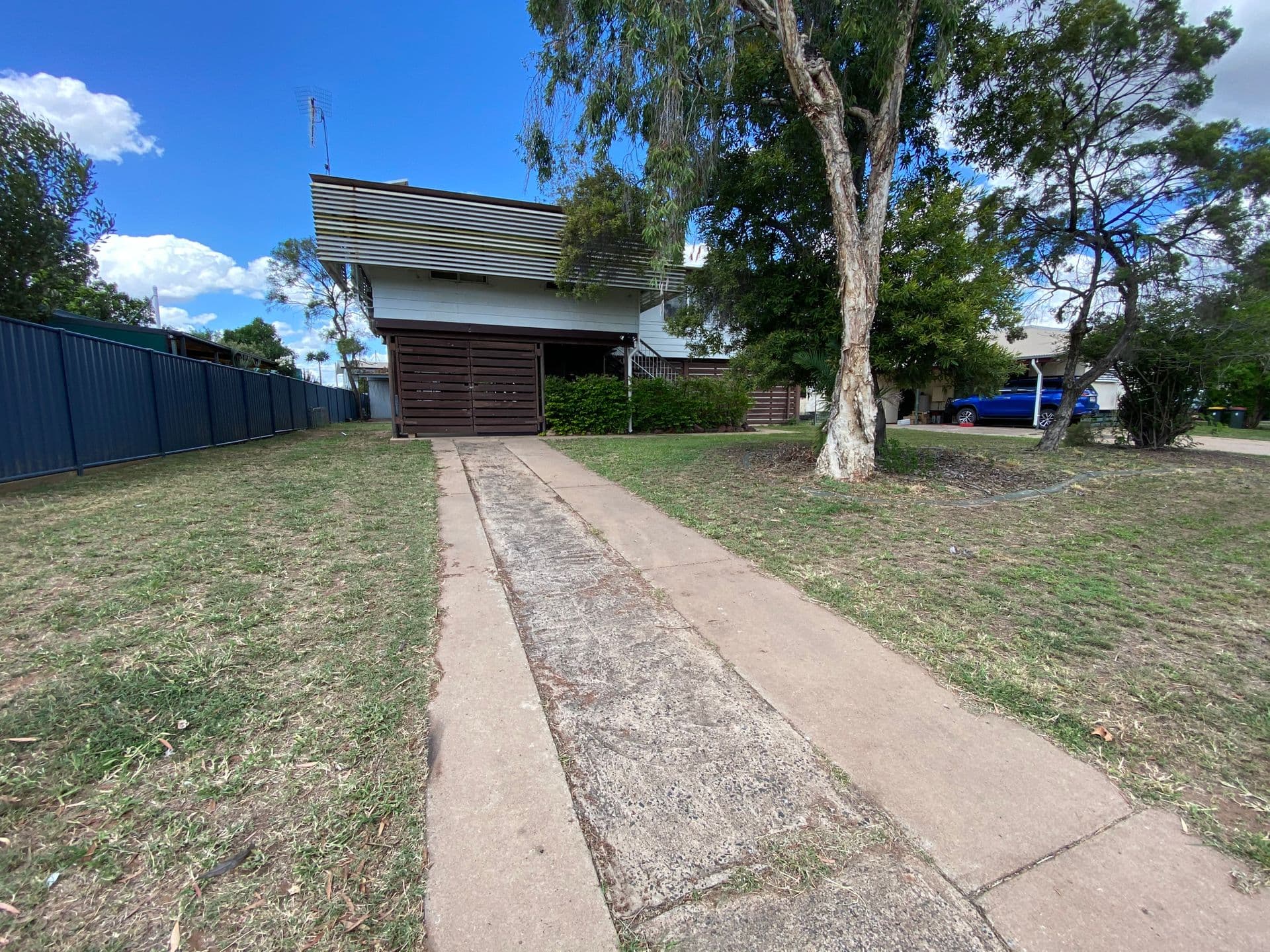 10 Barraclough Crescent, Moranbah, QLD, 4744, Moranbah - Image 1