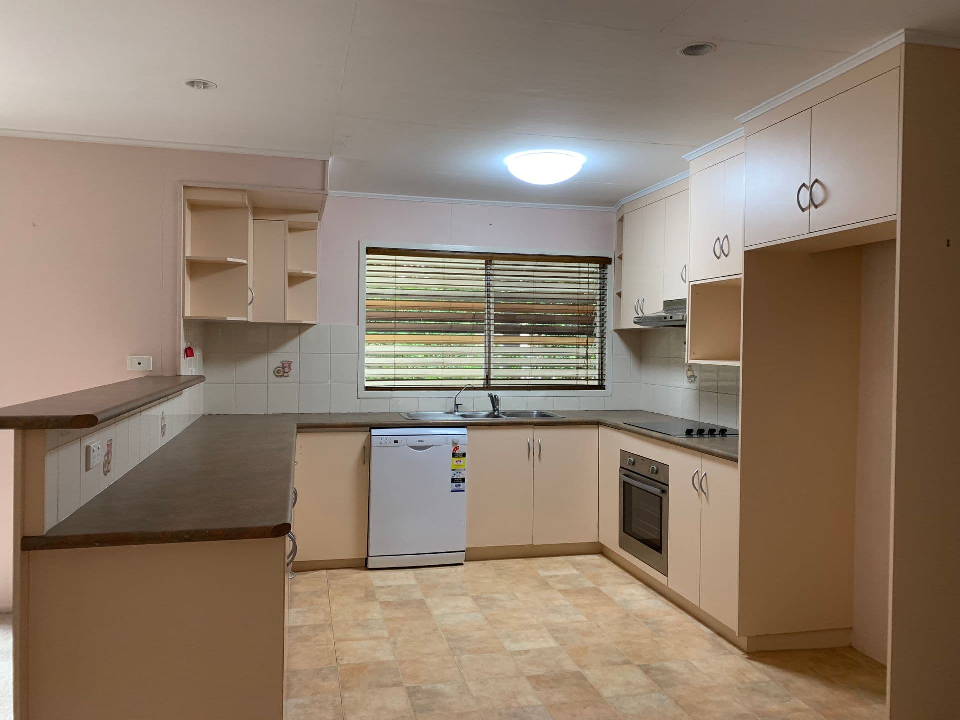 150 Mills, Moranbah, QLD, 4744, Moranbah - Thumbnail 8