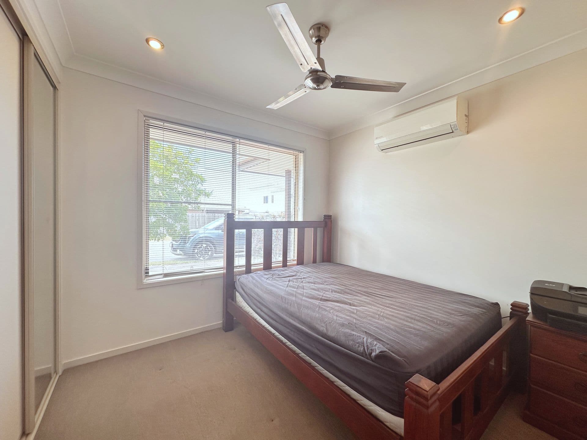 2 Robin Street, Moranbah, QLD, 4744, Moranbah - Thumbnail 8