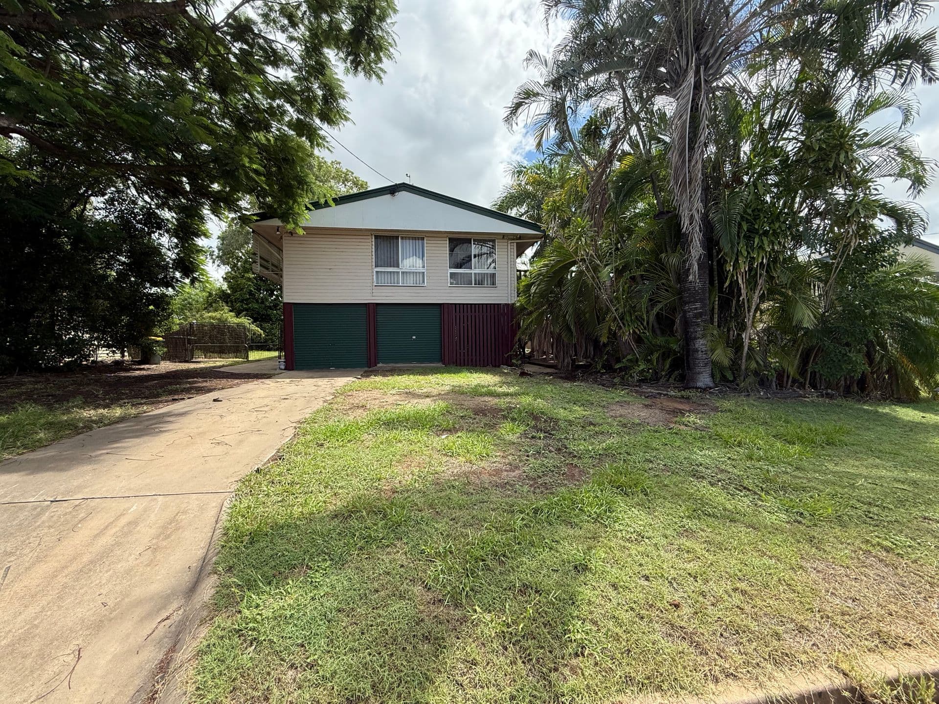 10 Leslie Drive, Moranbah, QLD, 4744, Moranbah - Image 1
