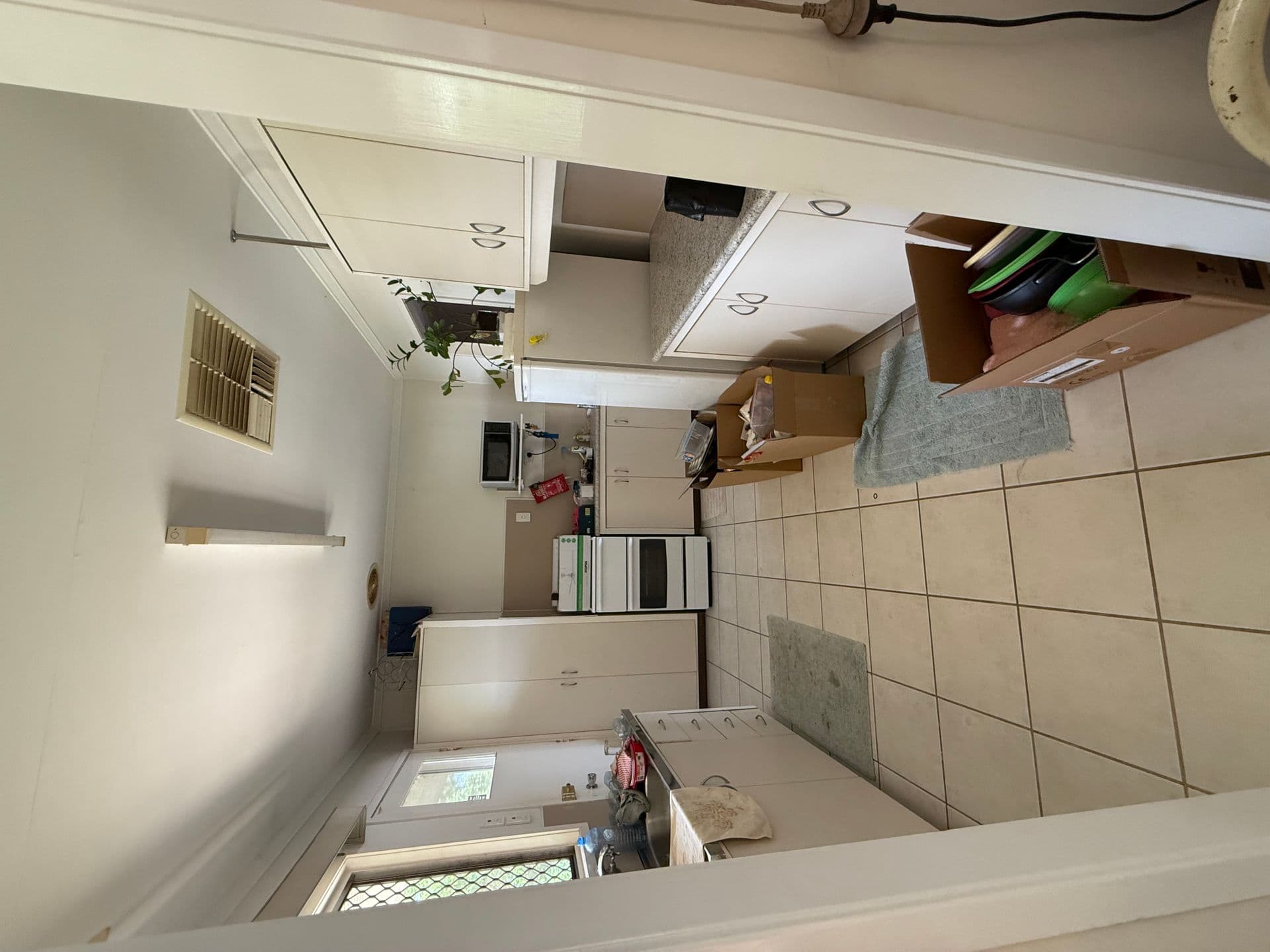 10 Leslie Drive, Moranbah, QLD, 4744, Moranbah - Thumbnail 6