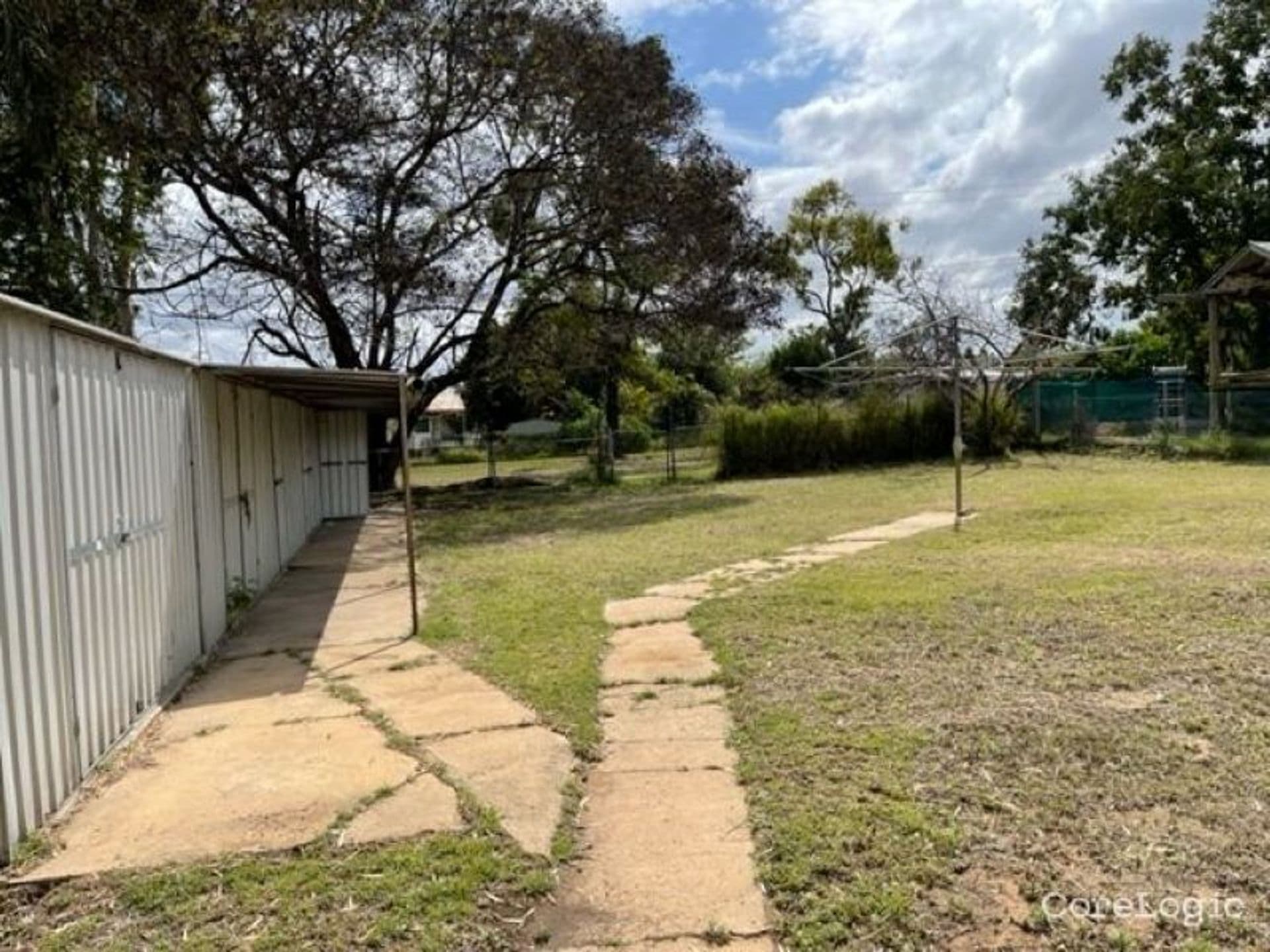 11 Fraser Street, Moranbah, QLD, 4744, Moranbah - Thumbnail 2