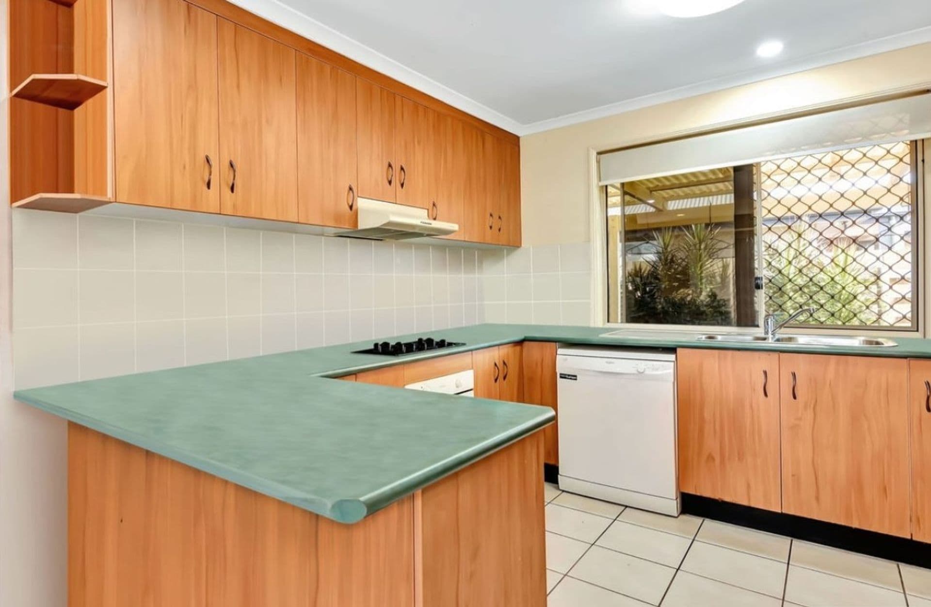 8 Porpoise Place, Andergrove, QLD, 4740, Andergrove - Thumbnail 3