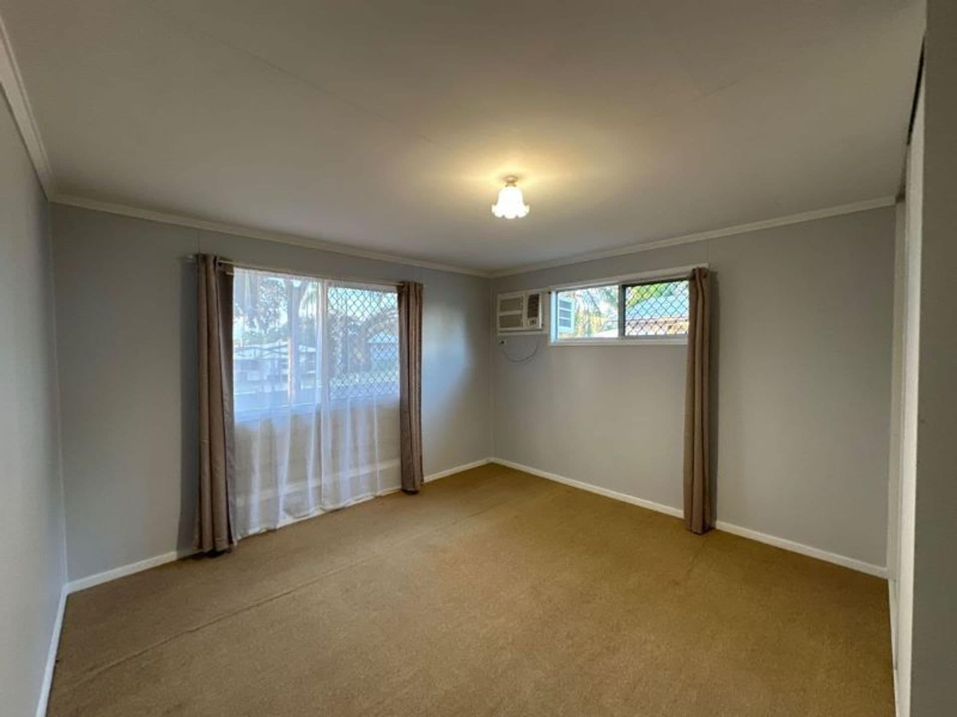 14 Casey Court, Moranbah, QLD, 4744, Moranbah - Thumbnail 8