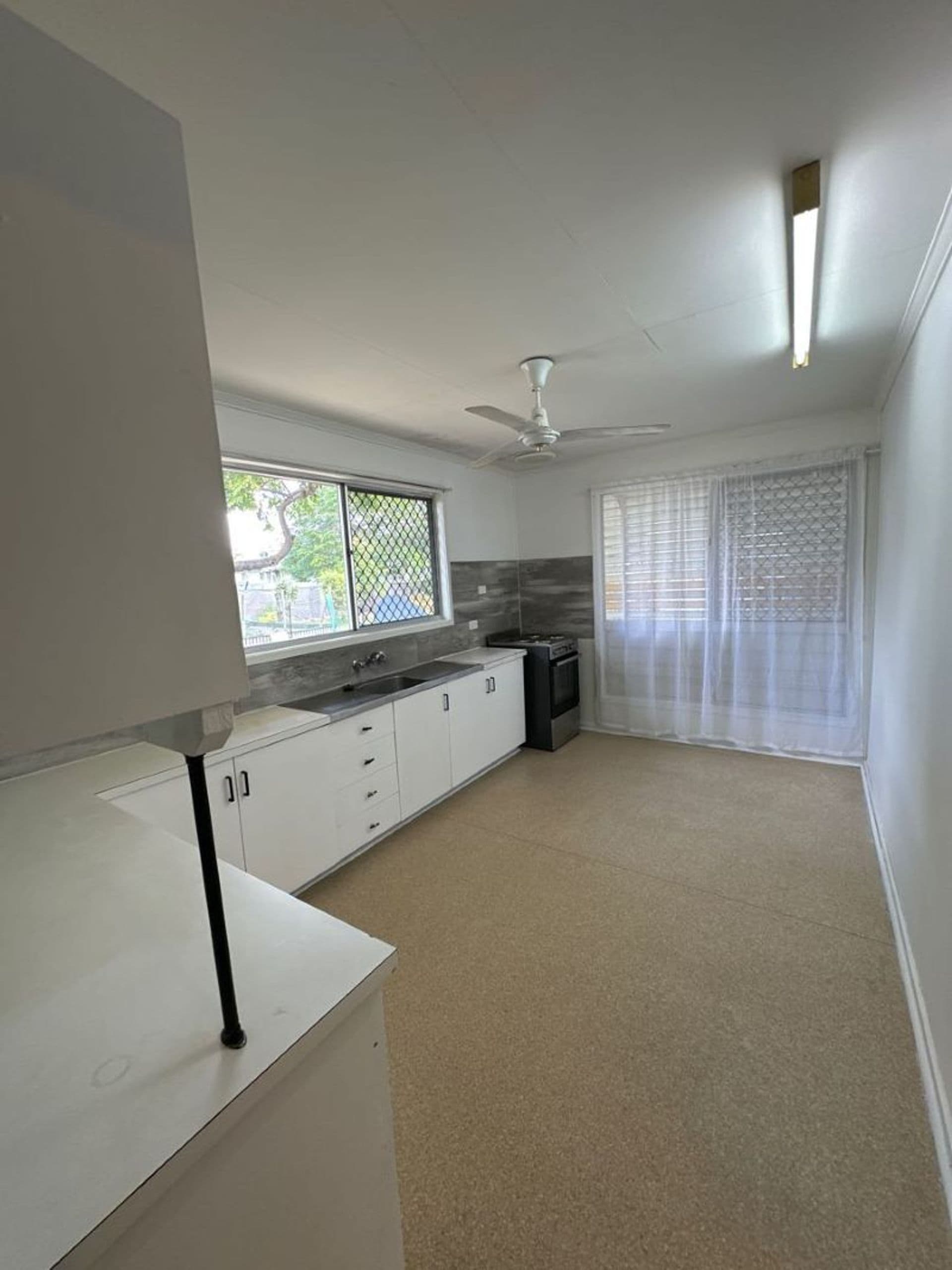 14 Casey Court, Moranbah, QLD, 4744, Moranbah - Thumbnail 5