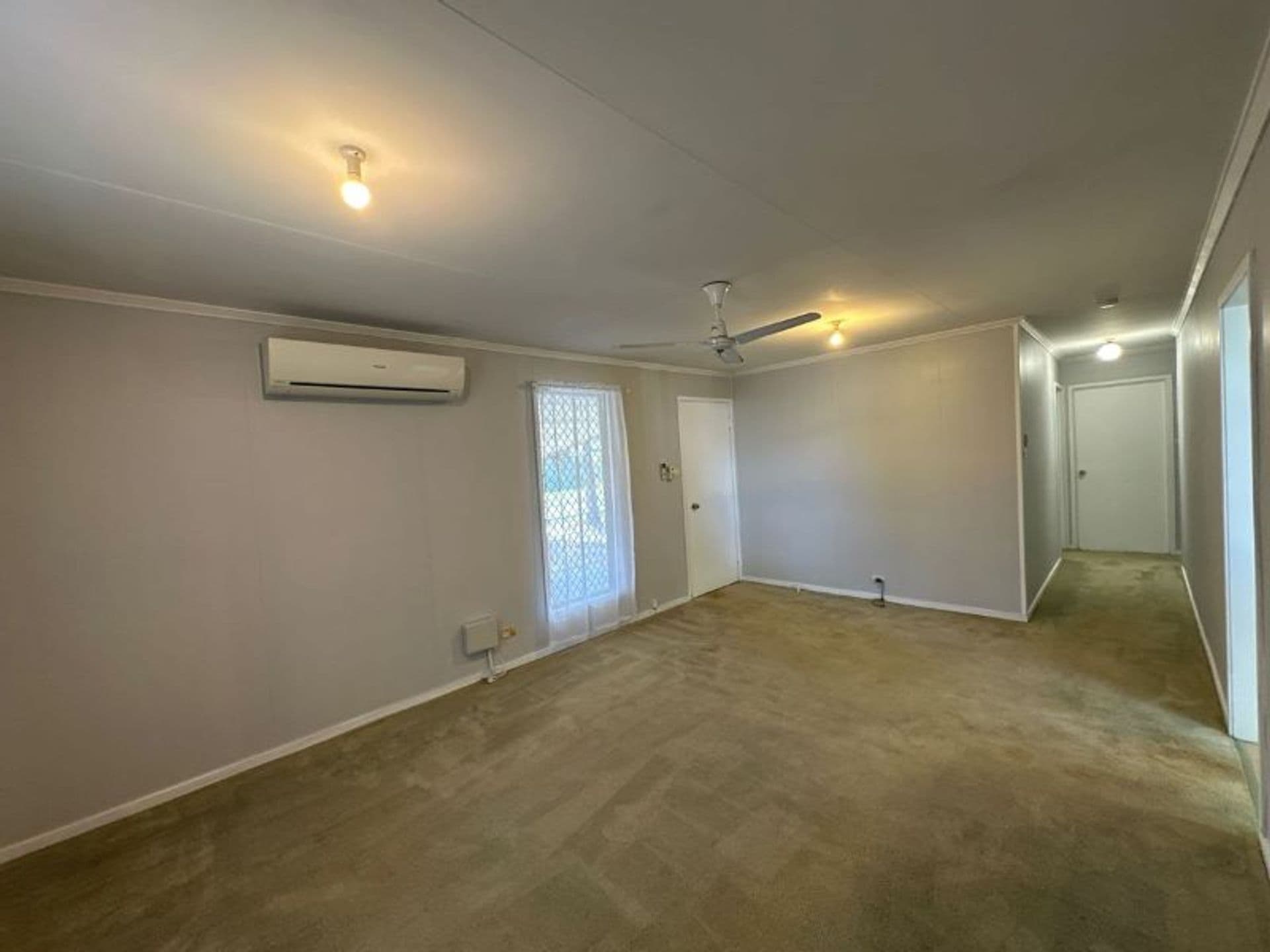 14 Casey Court, Moranbah, QLD, 4744, Moranbah - Thumbnail 4