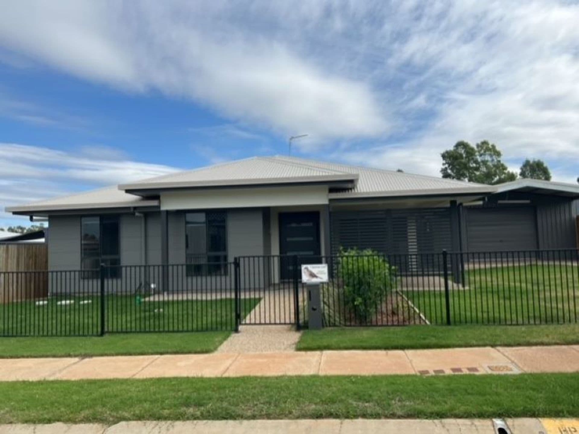 7 Sparrow Lane, Moranbah, QLD, 4744, Moranbah - Image 1