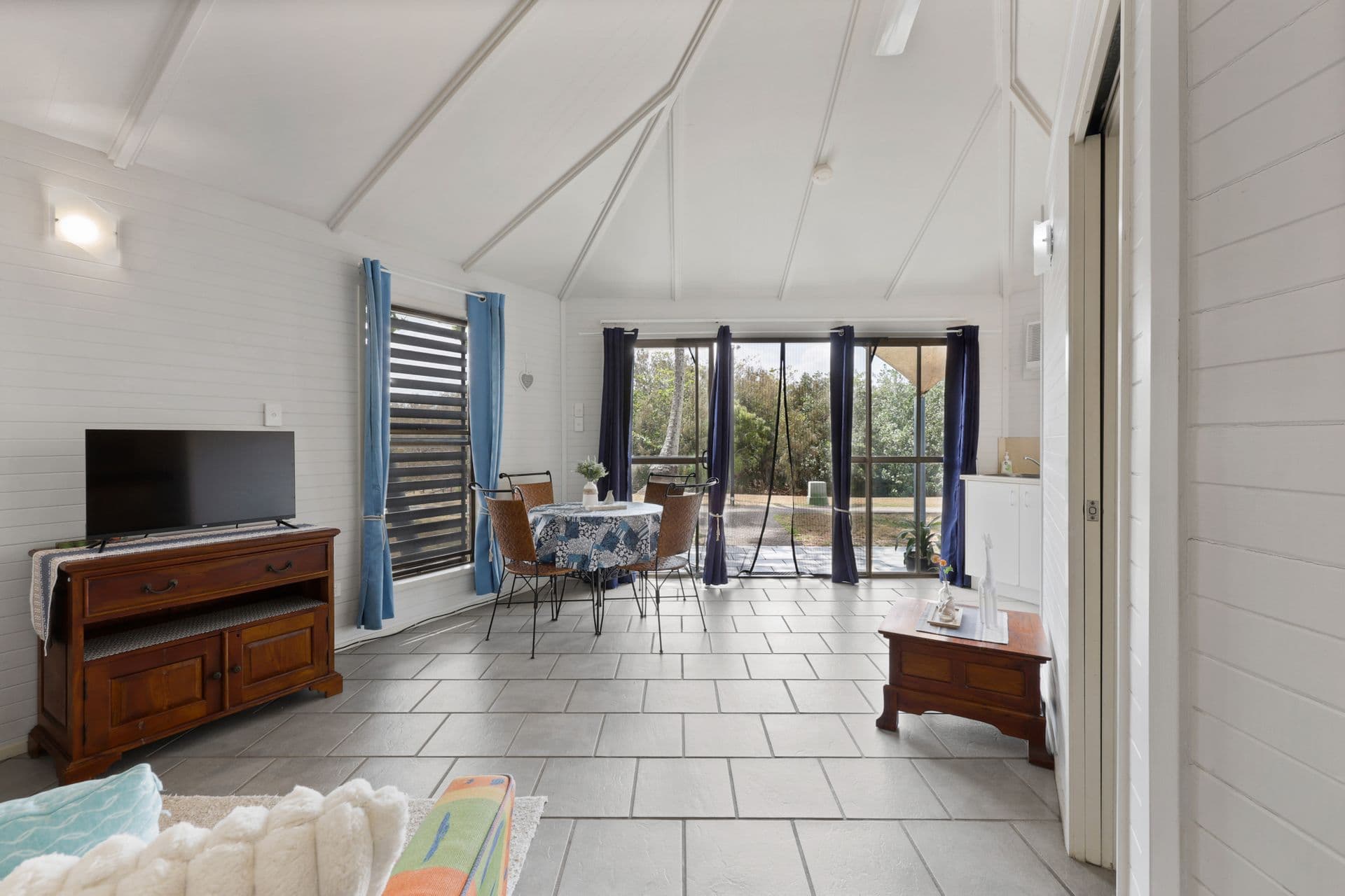 2/7 Griffin Avenue, Bucasia, QLD, 4750, Bucasia - Thumbnail 3