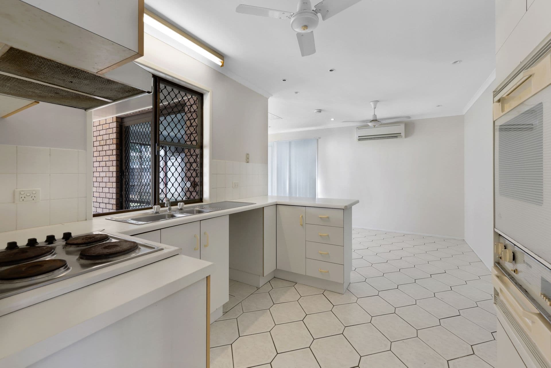 48 Tolcher Street, Mount Pleasant, QLD, 4740, Mount Pleasant - Thumbnail 3