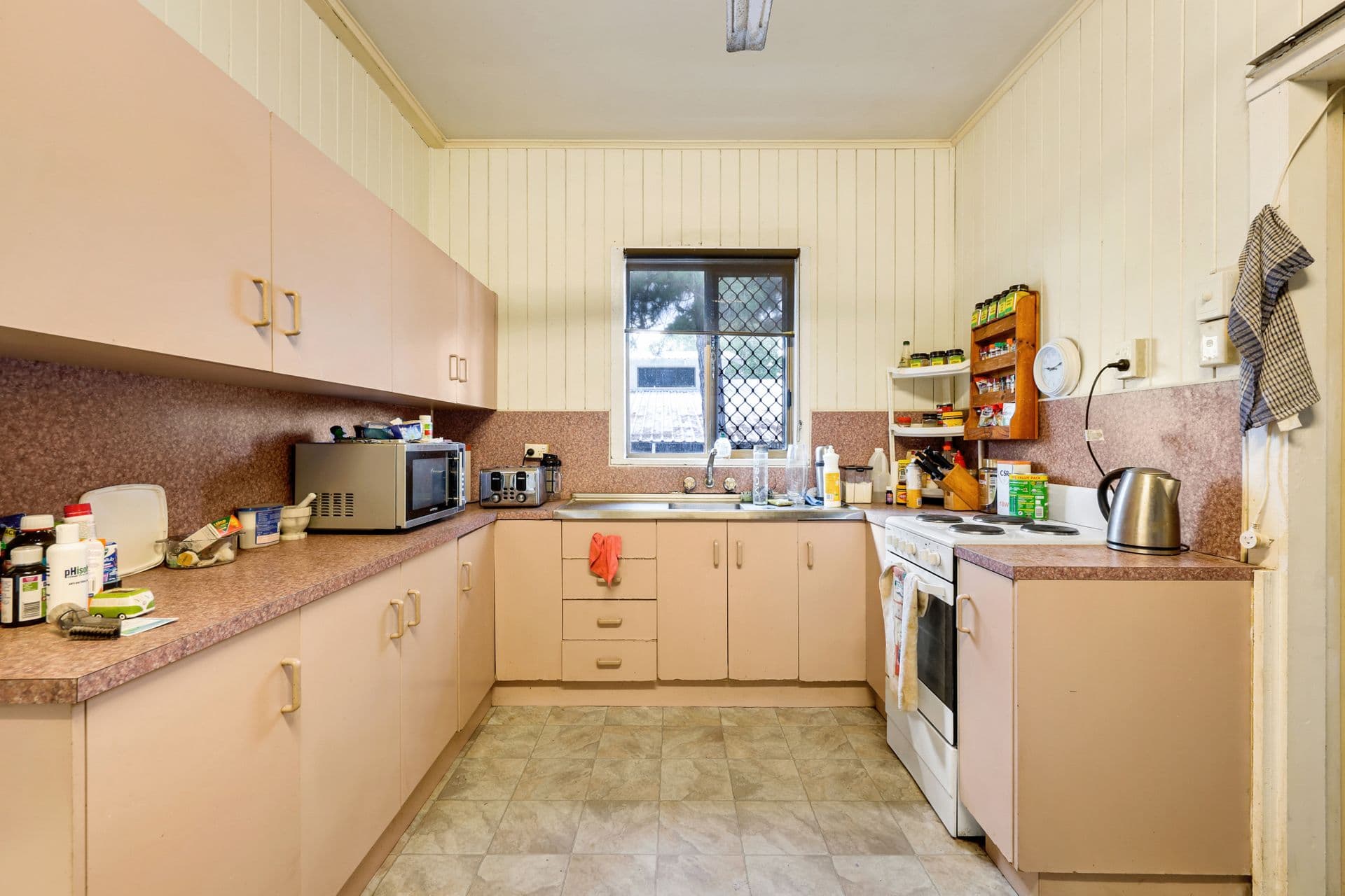 28 Melaleuca Street, Slade Point, QLD, 4740, Slade Point - Thumbnail 4