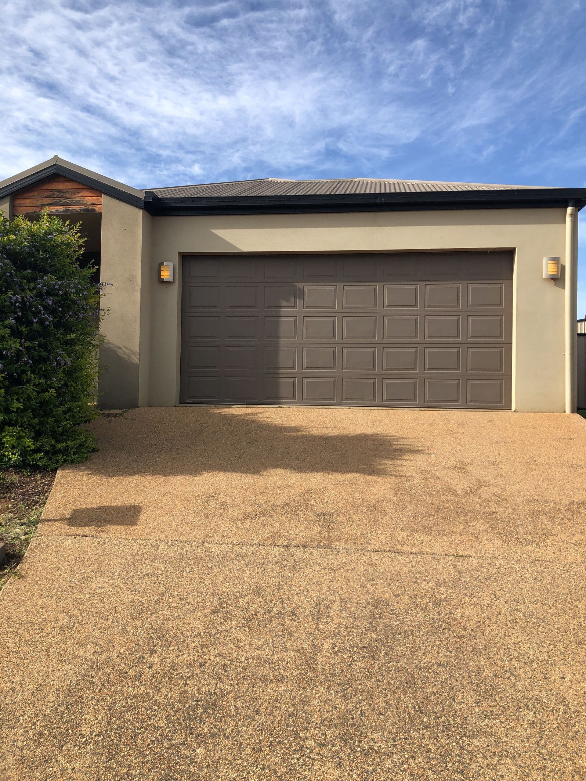 8 Norton Court, Moranbah, QLD, 4744, Moranbah - Thumbnail 2
