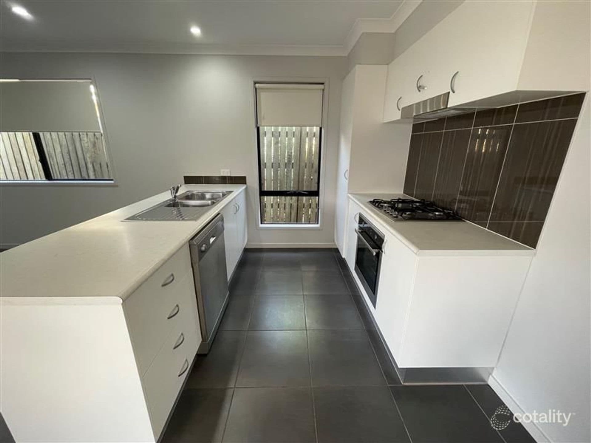 17 Bushlark Drive, Moranbah, QLD, 4744, Moranbah - Thumbnail 2