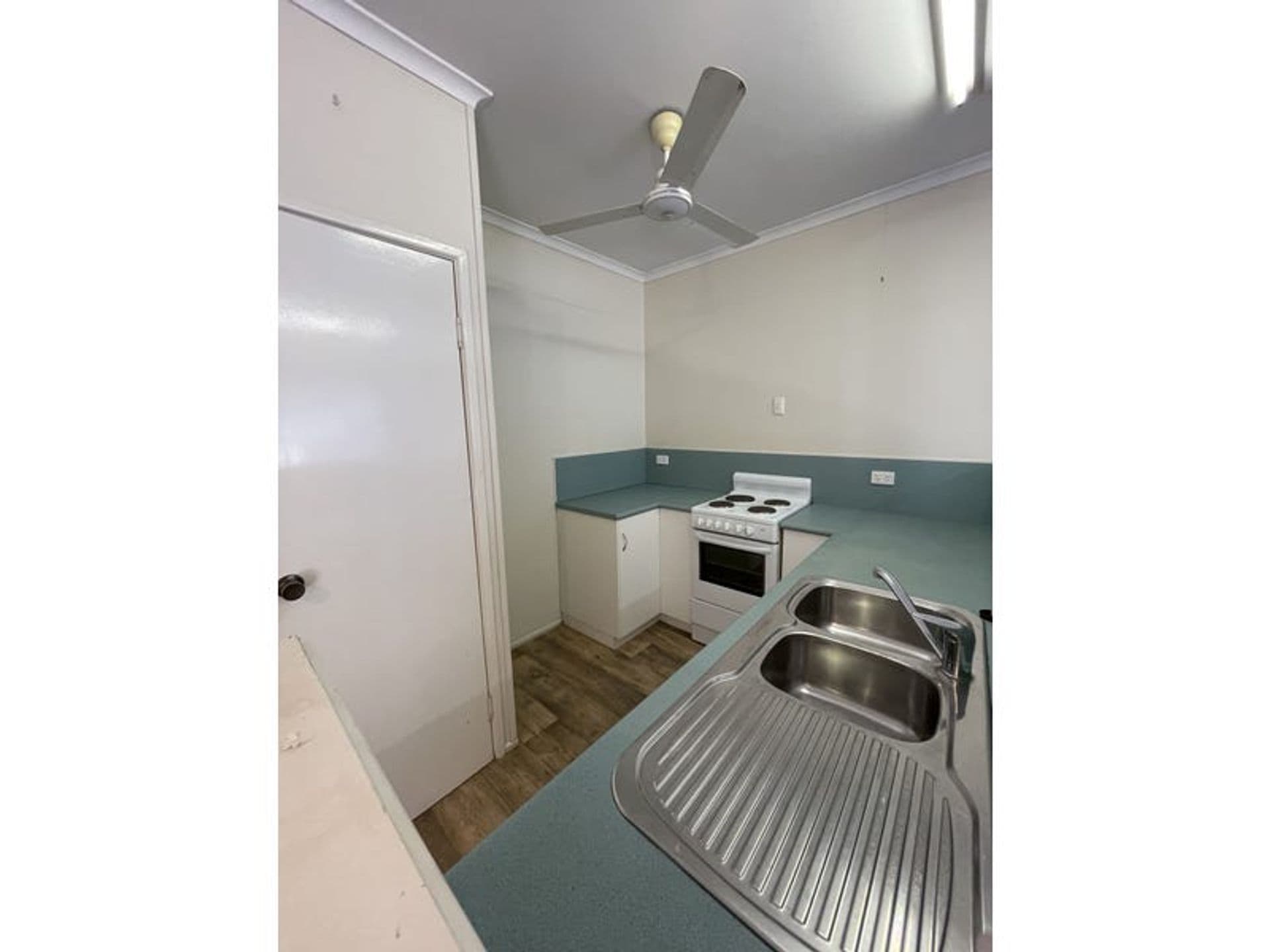 36 Jackson Ave, Moranbah, QLD, 4744, Moranbah - Thumbnail 2