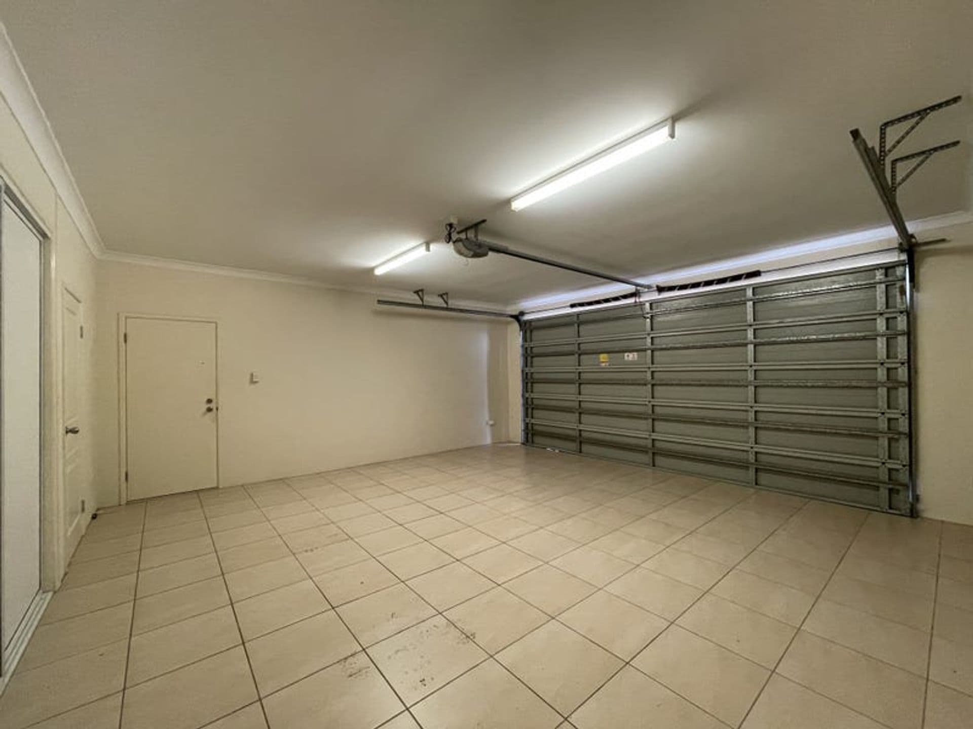 13 Norton Ct, Moranbah, QLD, 4744, Moranbah - Thumbnail 8