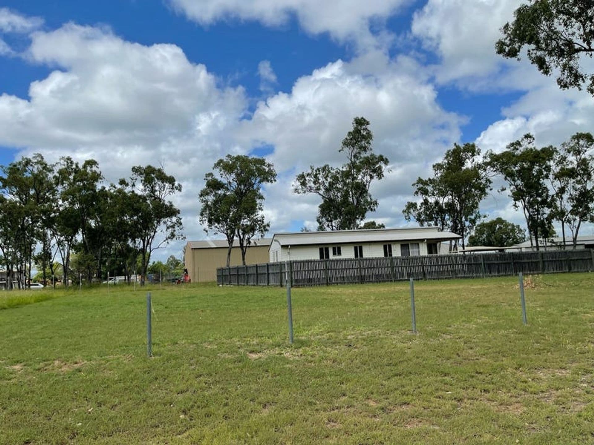 21E Beresford Cres, Dysart, QLD, 4745, Dysart - Thumbnail 2