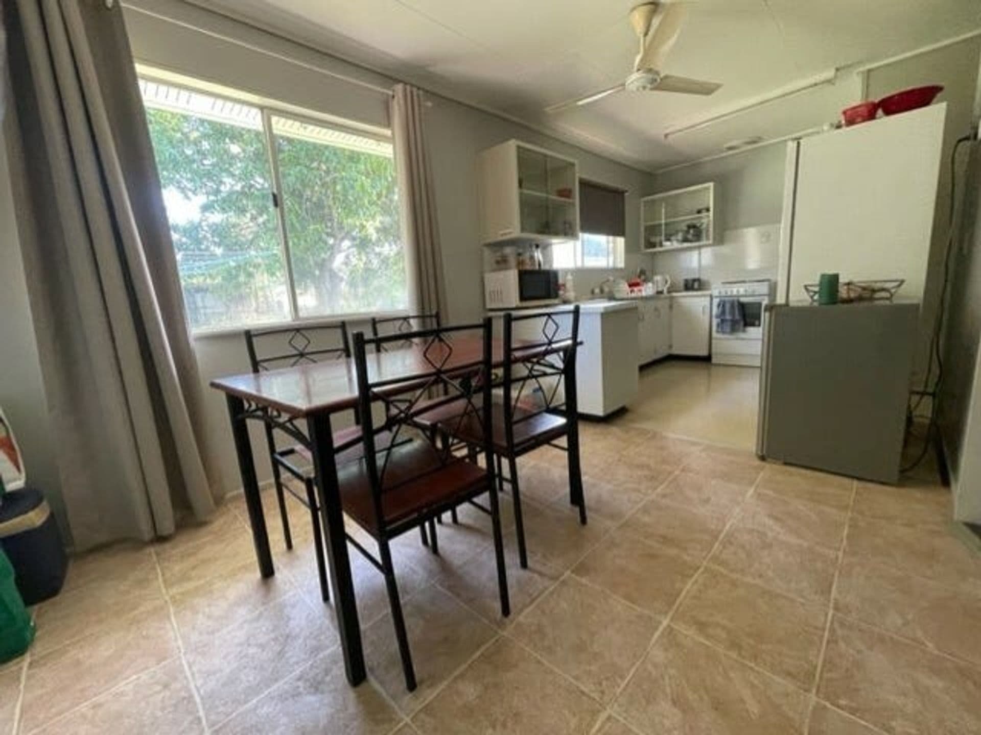 38 Singleton St, Dysart, QLD, 4745, Dysart - Thumbnail 4