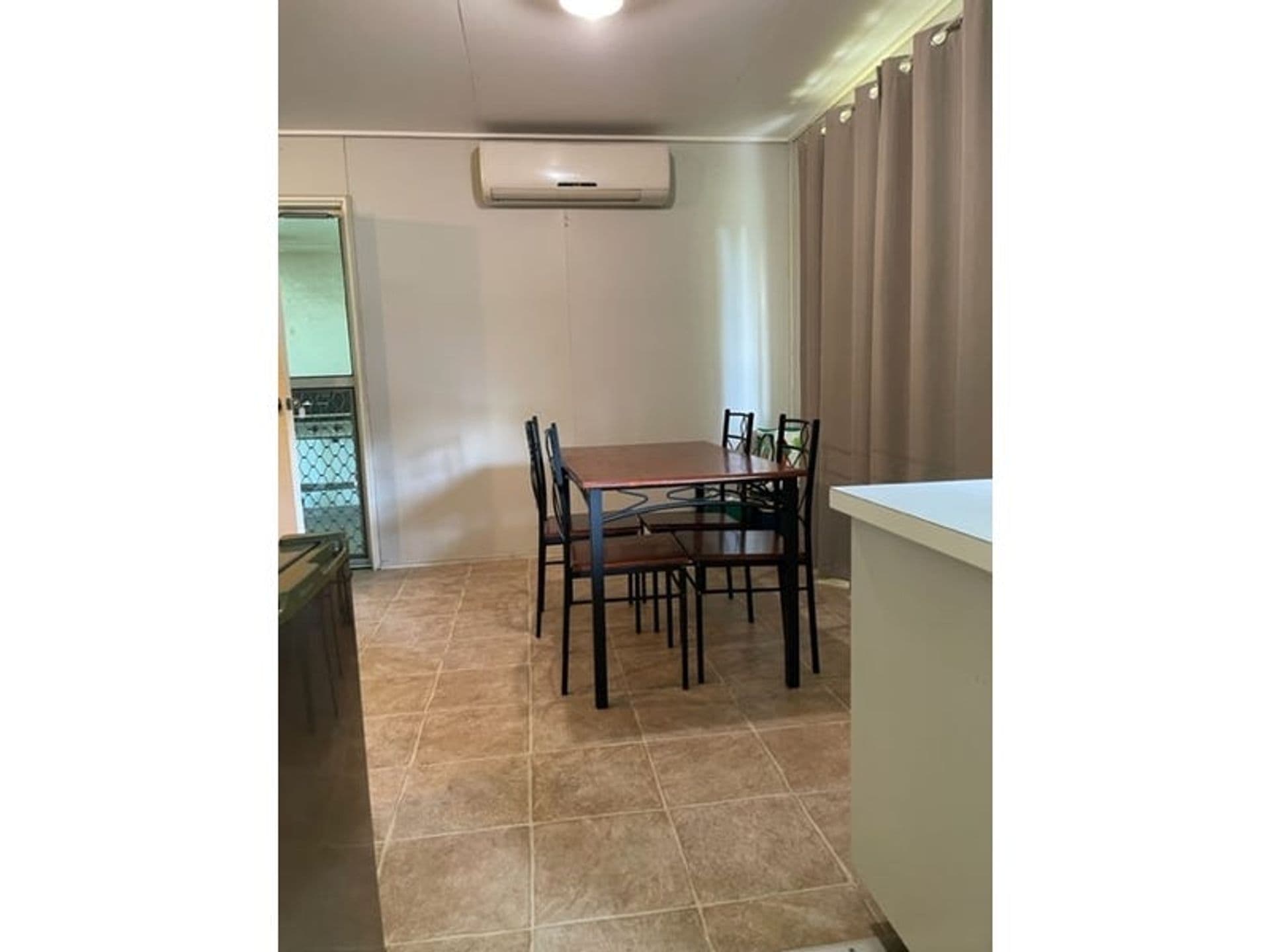 38 Singleton St, Dysart, QLD, 4745, Dysart - Thumbnail 5