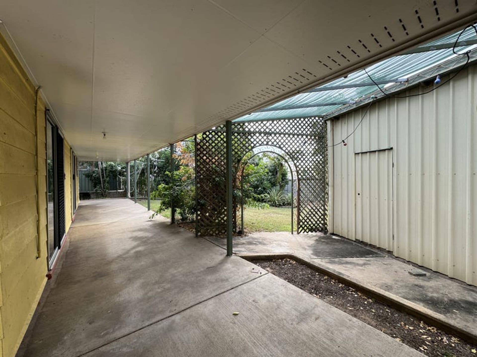 64 Yeates St, Moranbah, QLD, 4744, Moranbah - Thumbnail 5