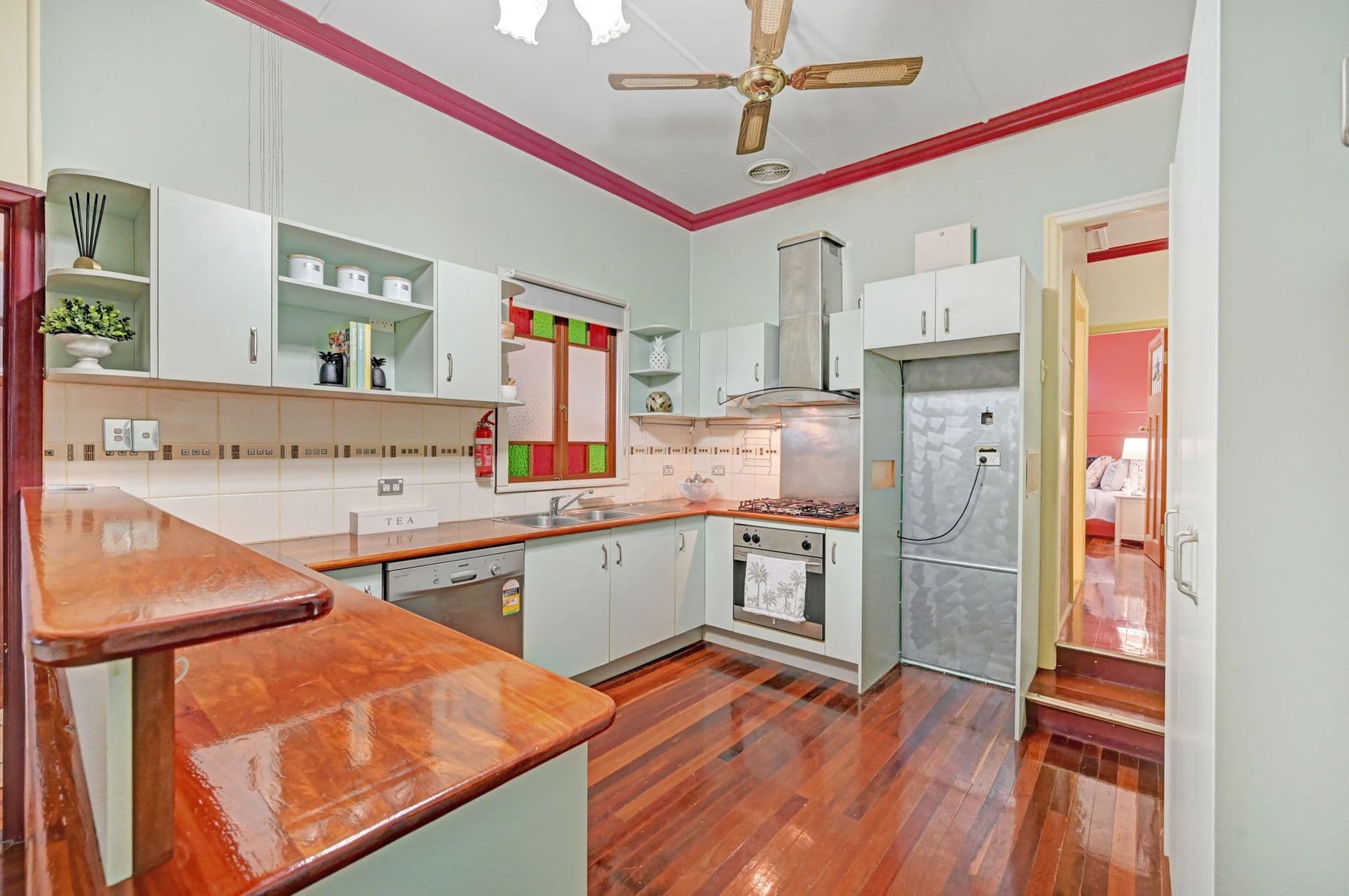 3 Crauford Street, West End, QLD, 4810, West End - Thumbnail 3