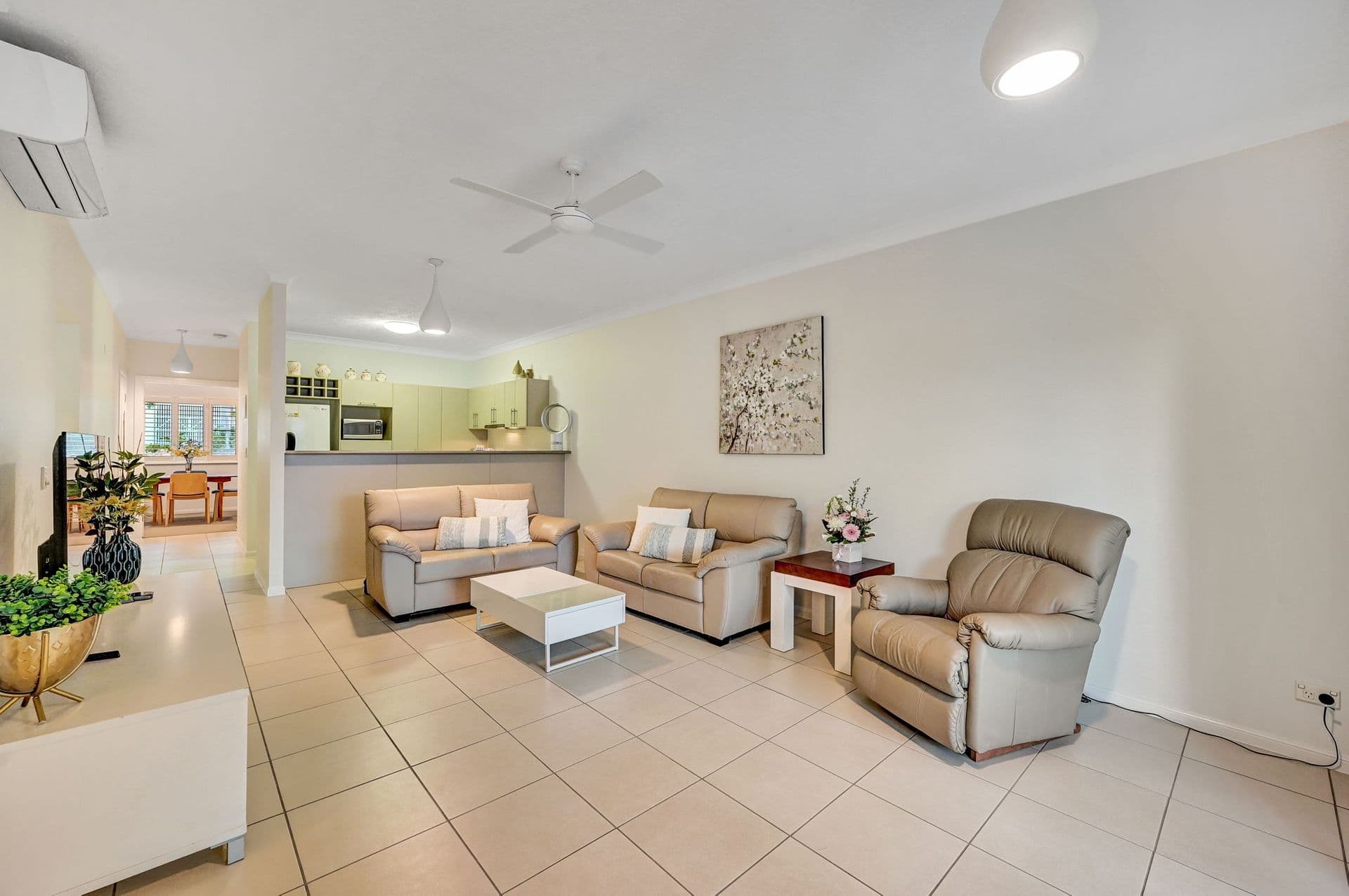 49/42 Warburton Street, North Ward, QLD, 4810, North Ward - Thumbnail 2
