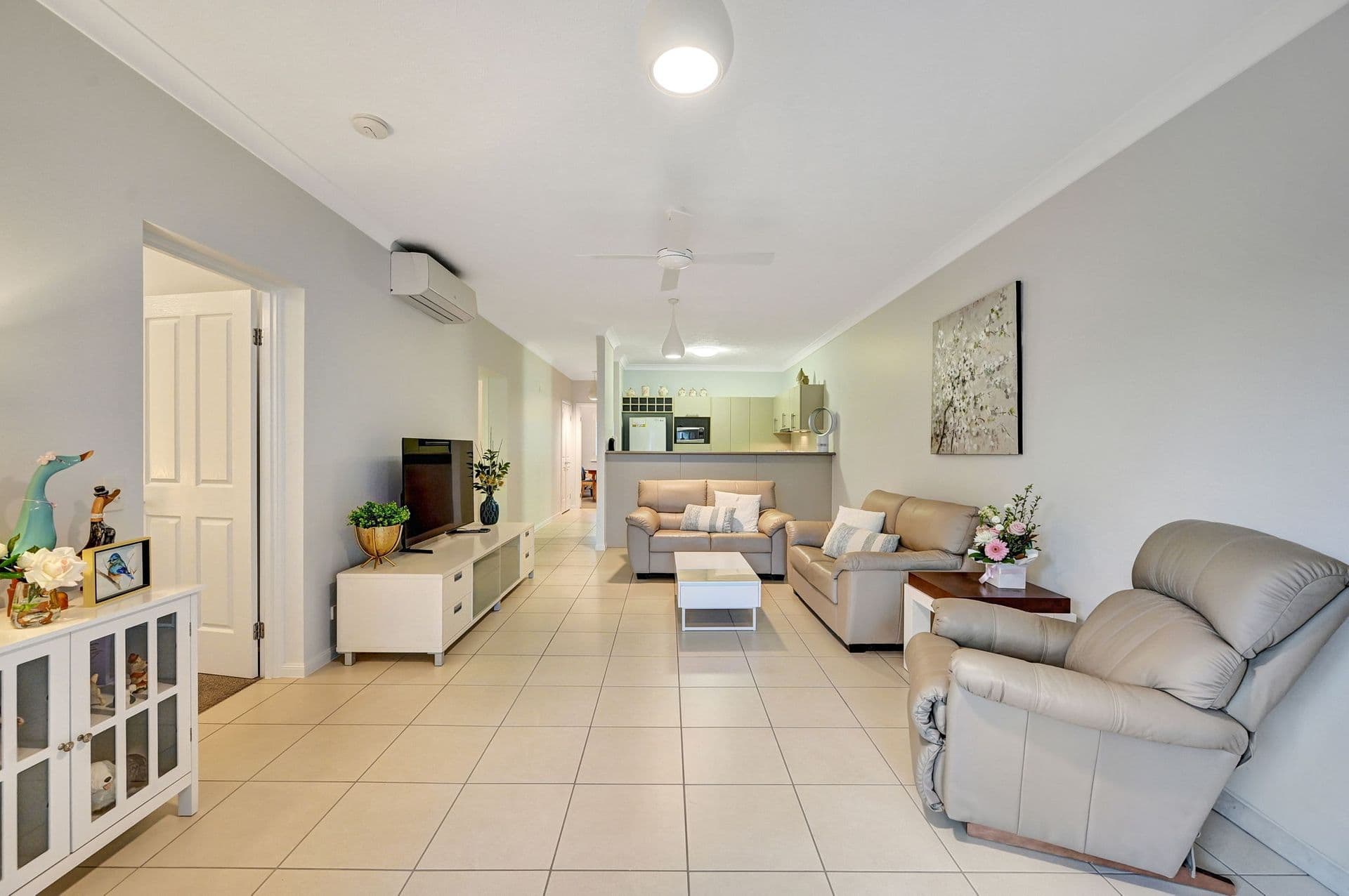 49/42 Warburton Street, North Ward, QLD, 4810, North Ward - Image 1