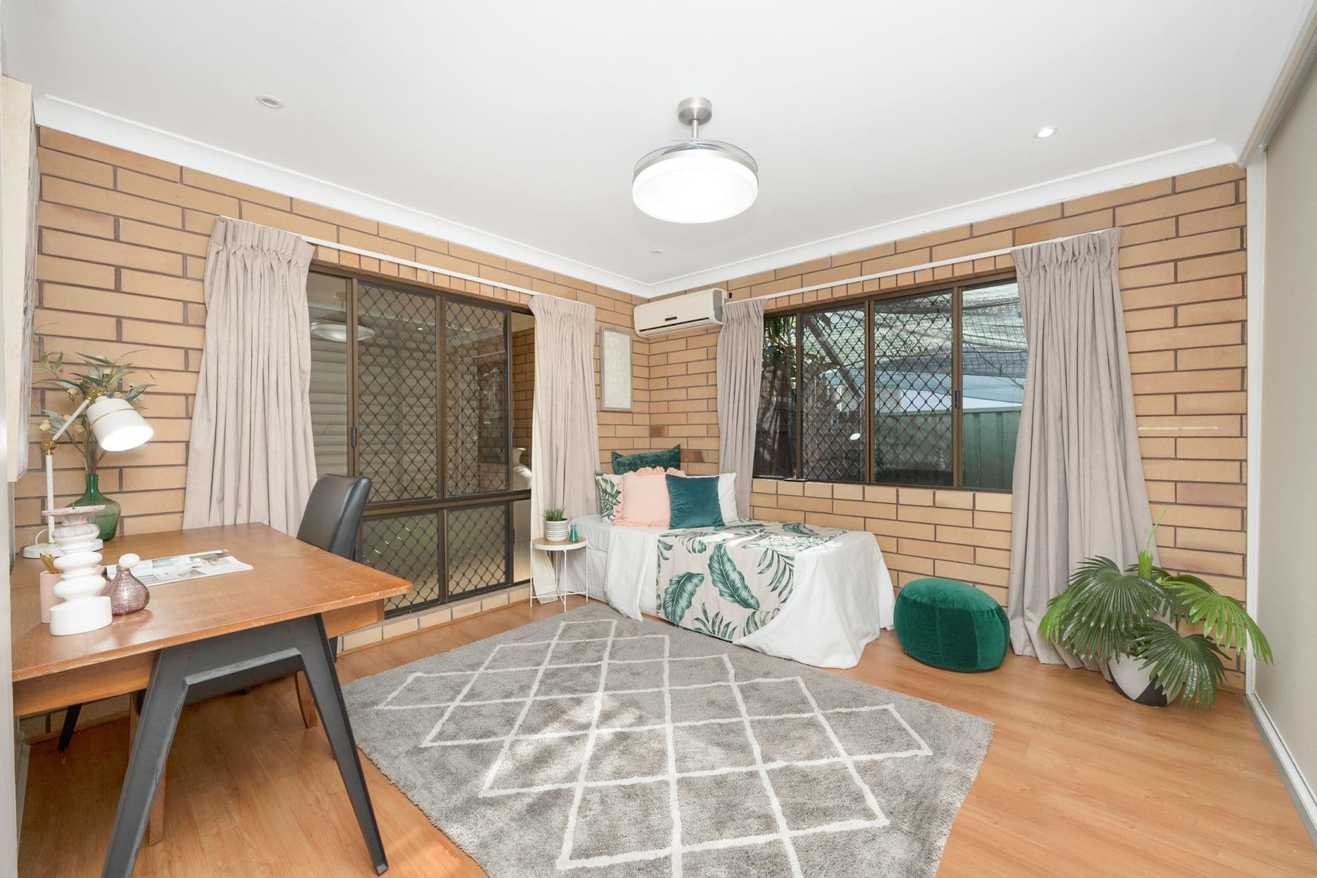 18 Lara Street, Cranbrook, QLD, 4814, Cranbrook - Thumbnail 4