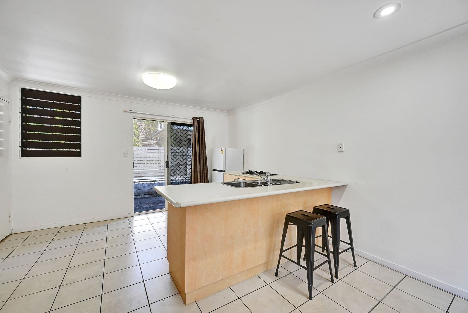 1/300 STANLEY STREET, North Ward, QLD, 4810, North Ward - Thumbnail 5
