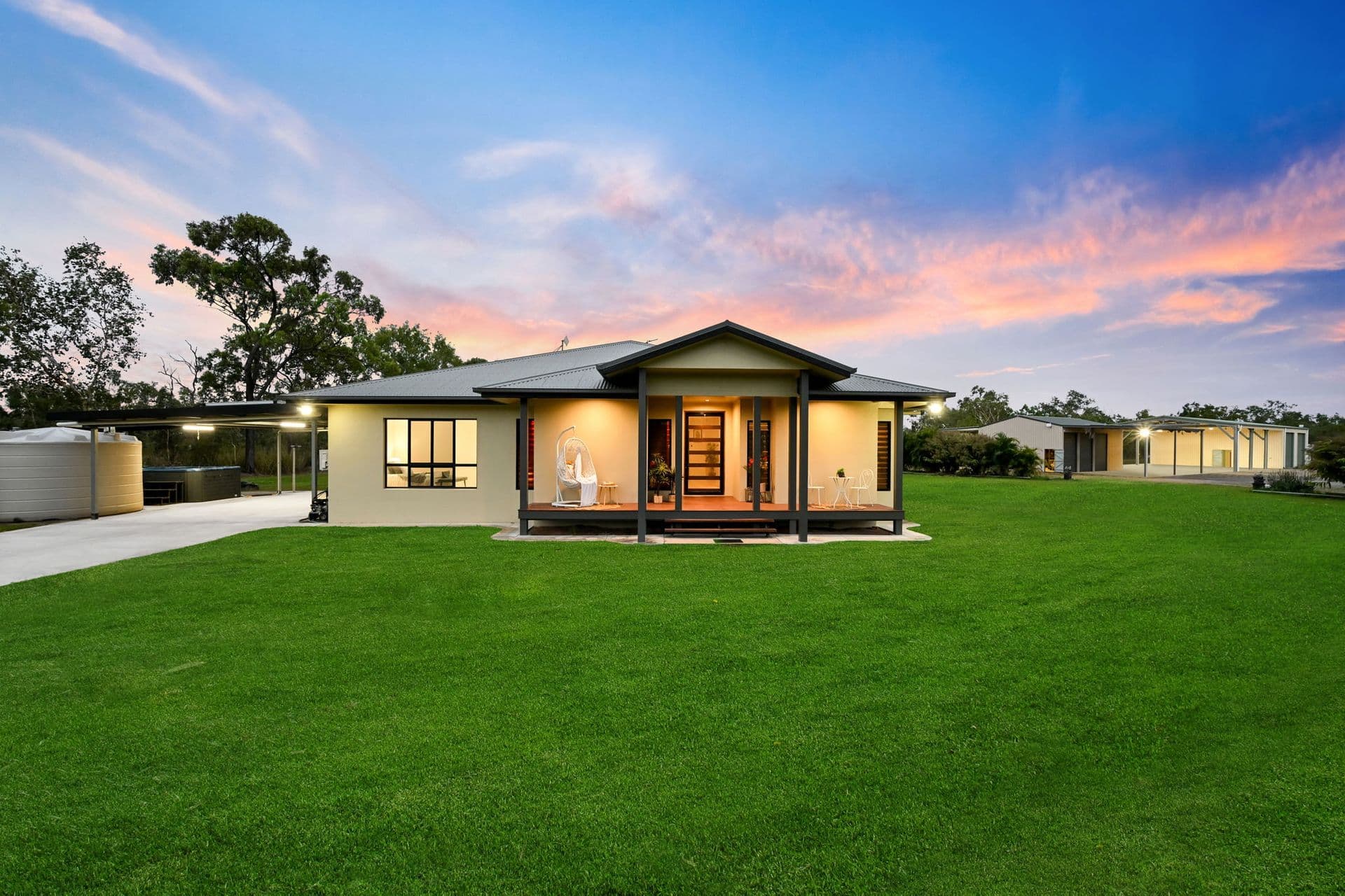 1/504 BLACK RIVER ROAD, Black River, QLD, 4818, Black River - Thumbnail 4