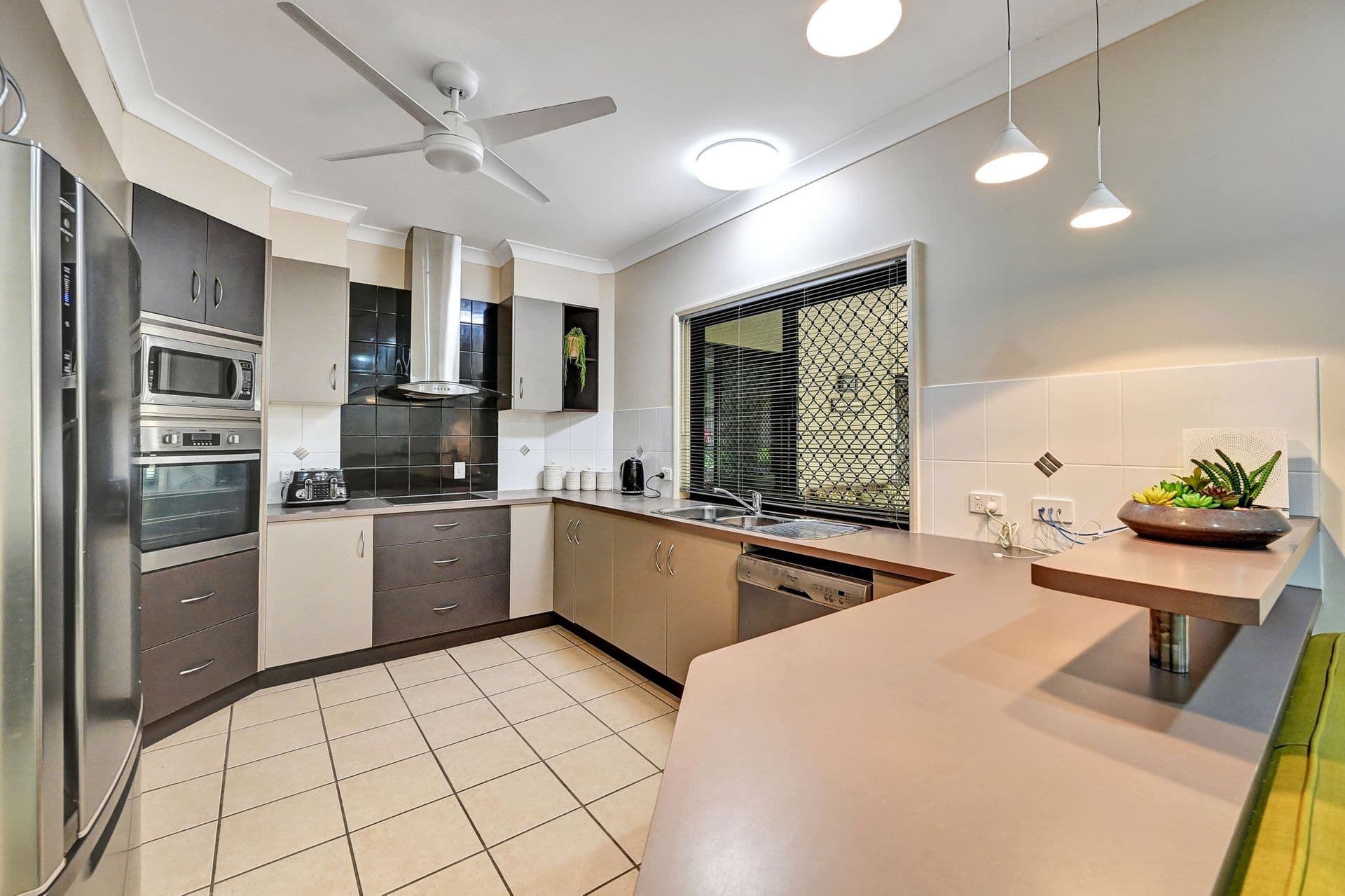 15 Heliconia Court, Mount Louisa, QLD, 4814, Mount Louisa - Thumbnail 7